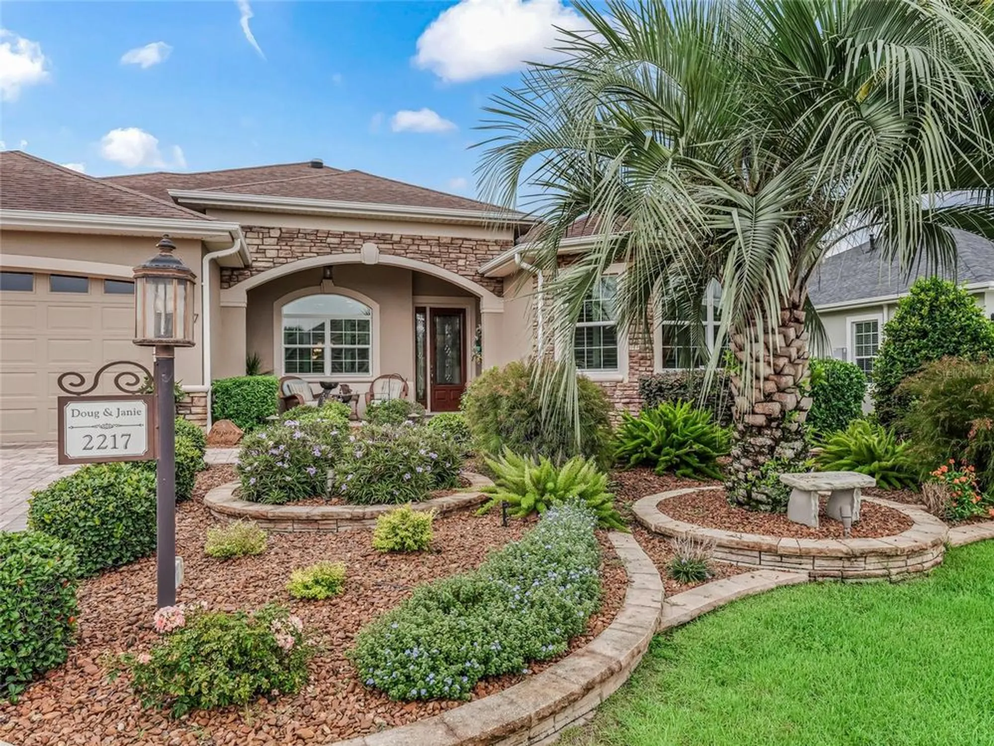 Property Slideshow image 5 of 59 | 2217 isleworth cir, The Villages, FL, 32163