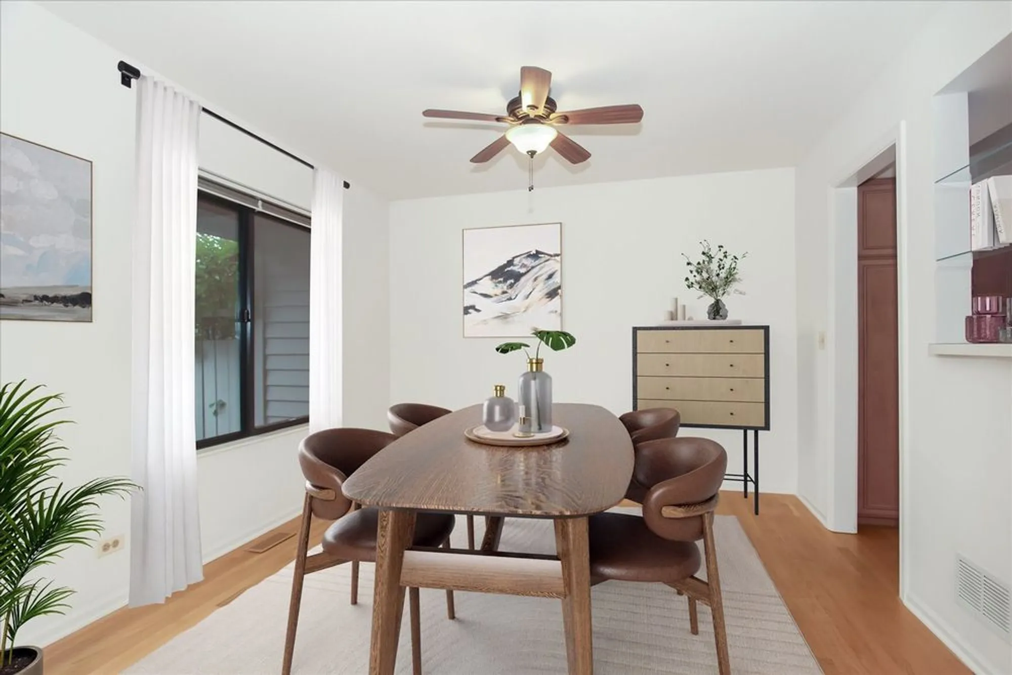 Property Slideshow image 4 of 32 | 928 longmeadow ct # 1016, Lake Barrington, IL, 60010