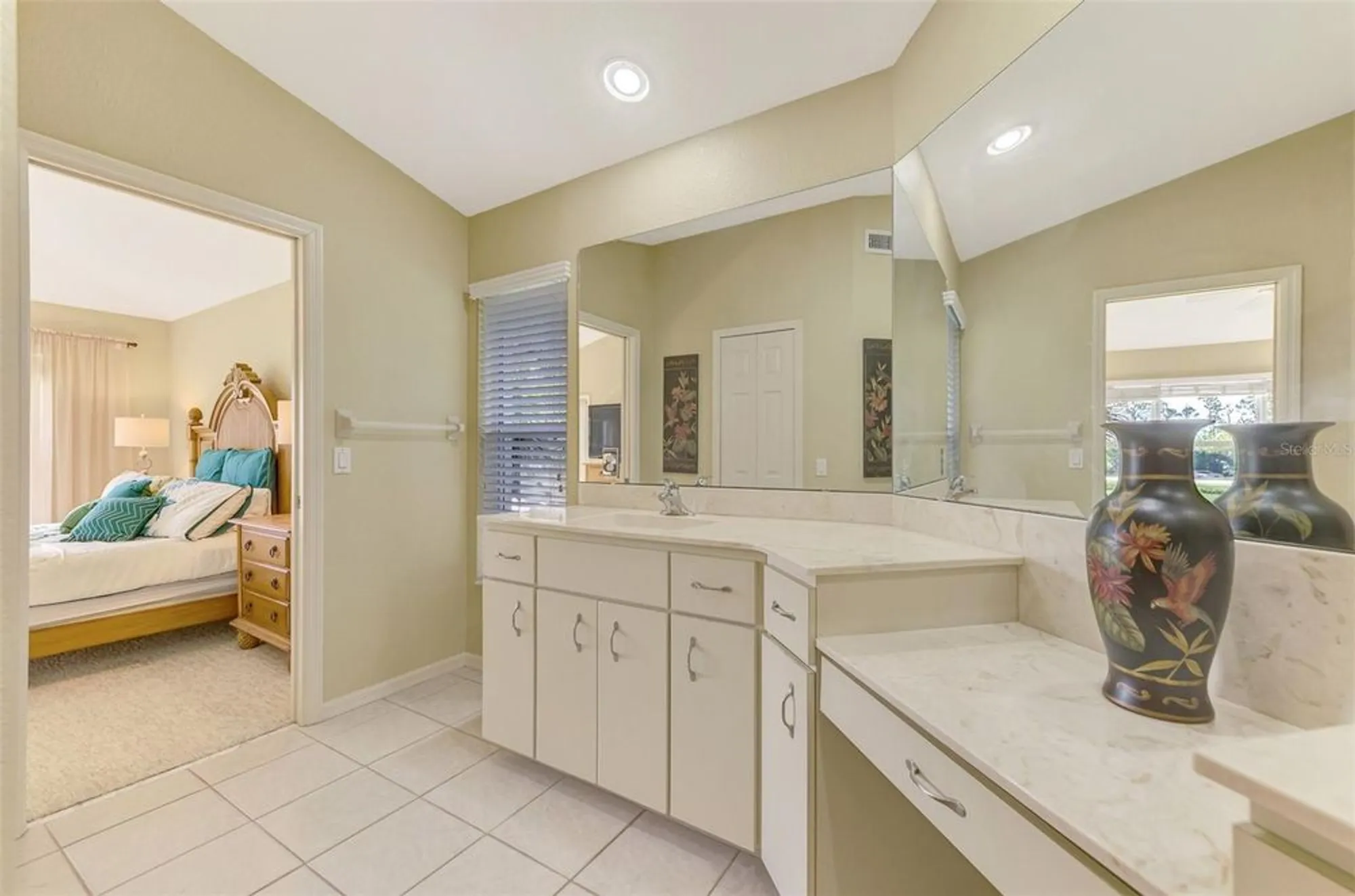 Property Slideshow image 28 of 66 | 14049 willow glen ct apt 242, Port Charlotte, FL, 33953