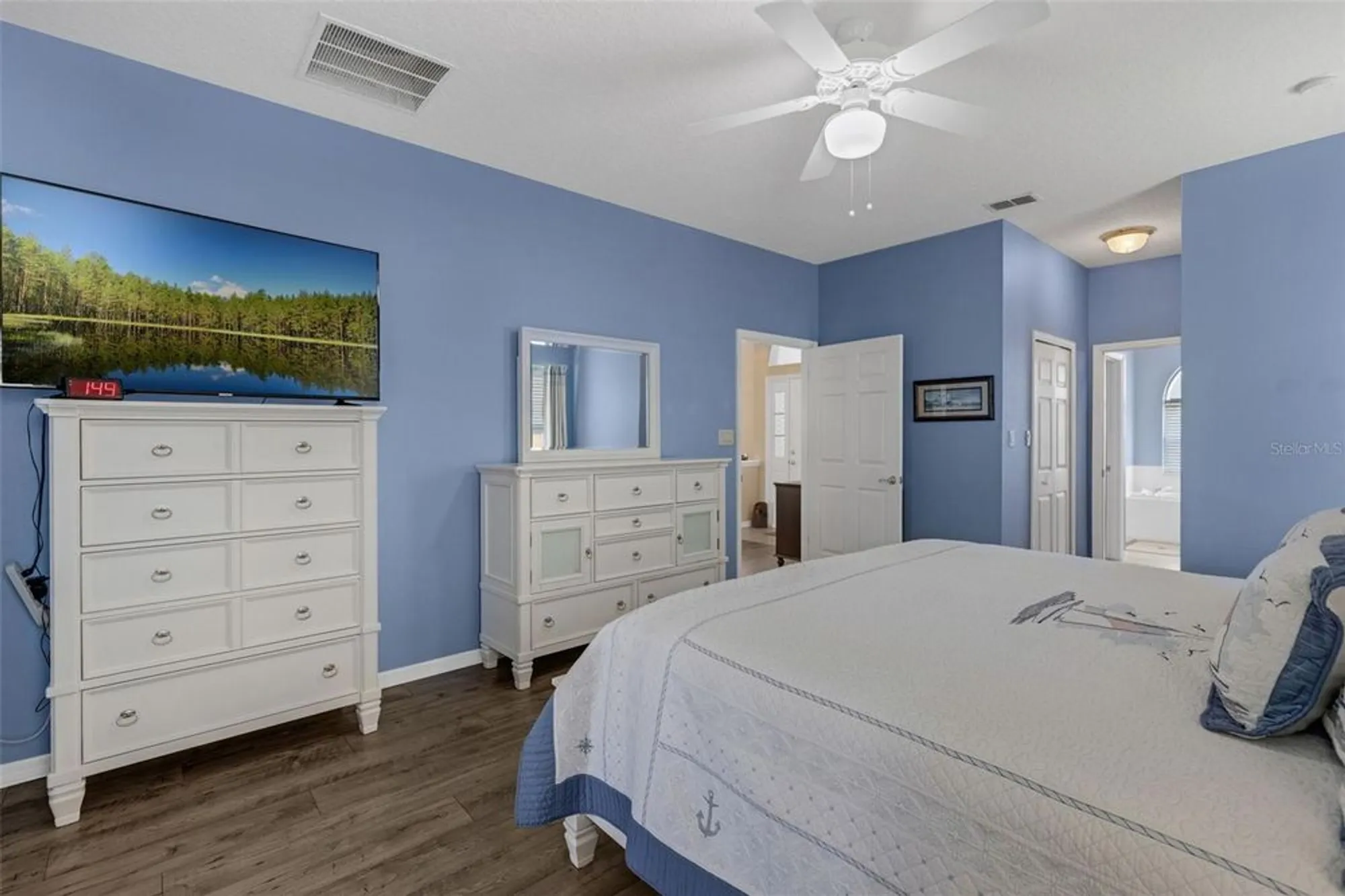 Property Slideshow image 16 of 33 | 4826 sable ridge ct, Leesburg, FL, 34748