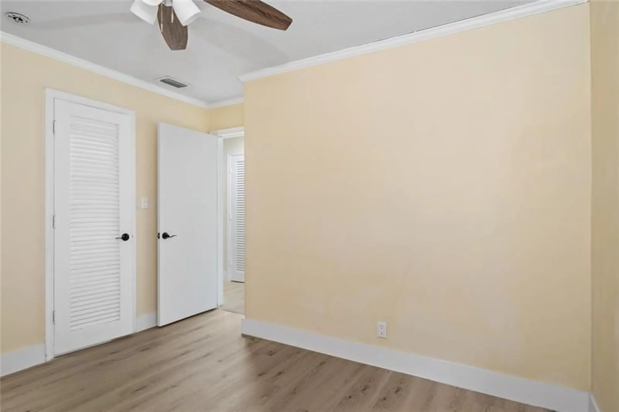 Property Slideshow image 15 of 31 | 4514 nw 49th dr, Tamarac, FL, 33319