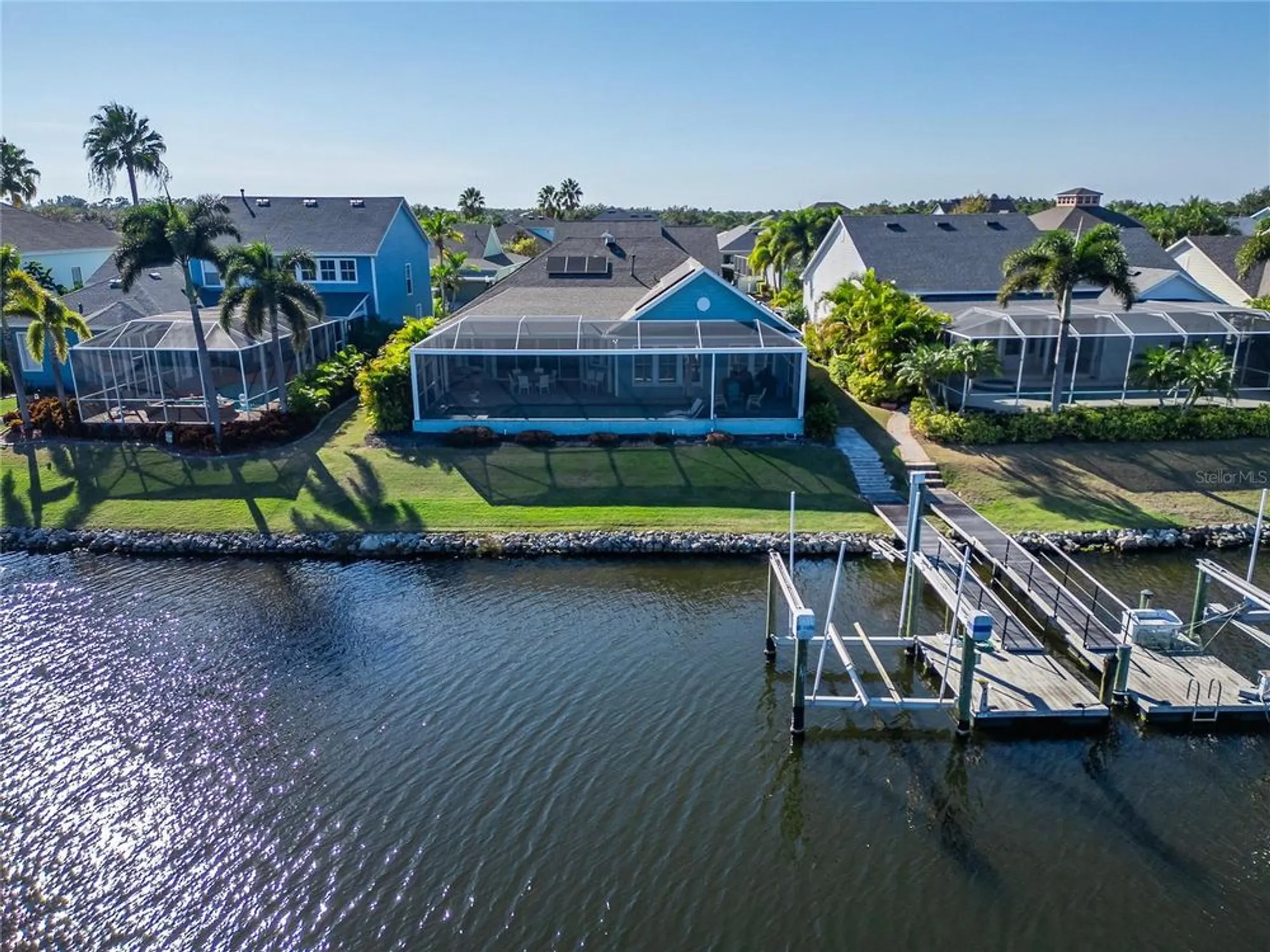 Property Slideshow image 4 of 100 | 5245 brighton shore dr, Apollo Beach, FL, 33572
