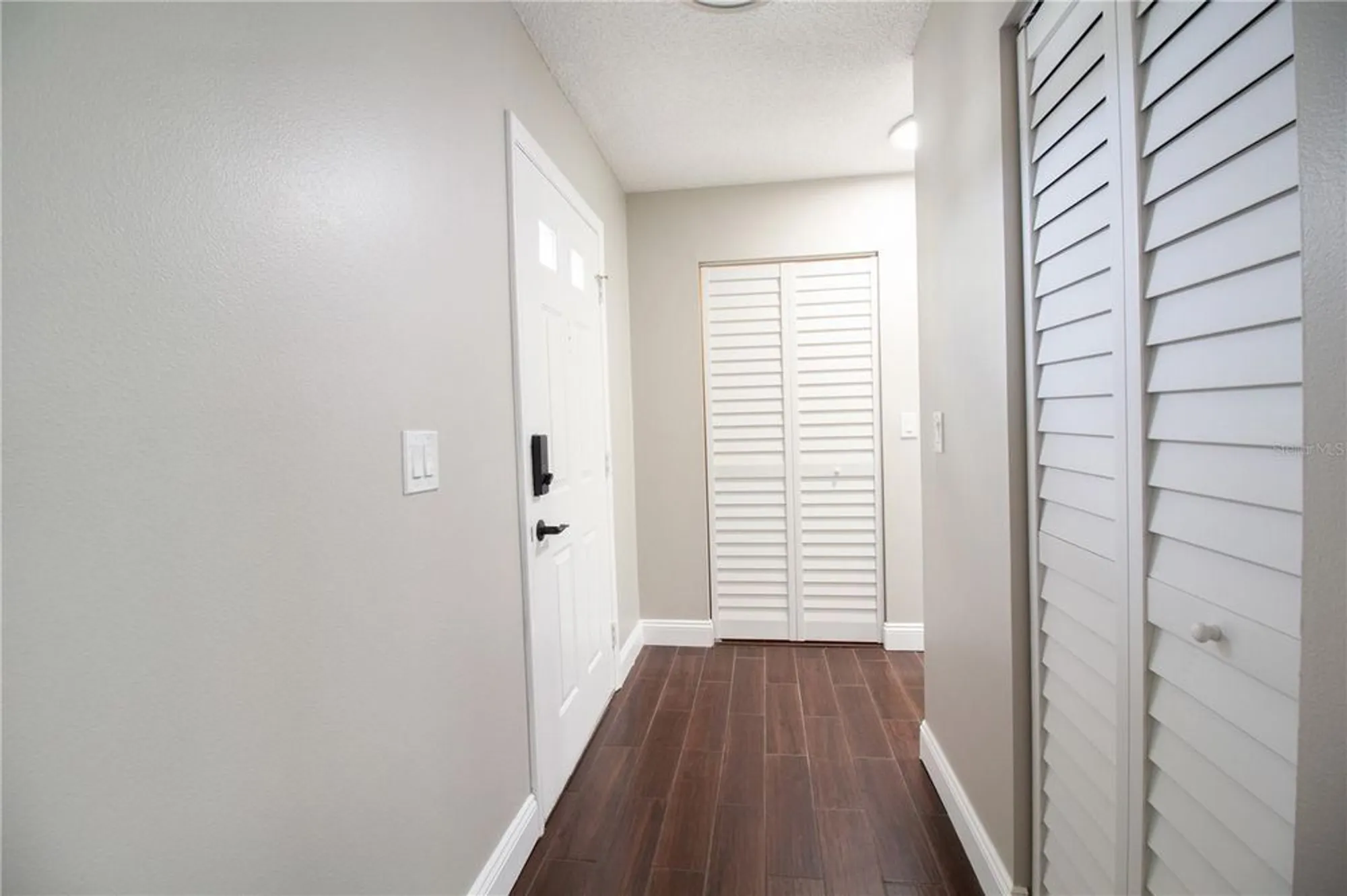 Property Slideshow image 16 of 35 | 6080 80th st n unit 201, St Petersburg, FL, 33709