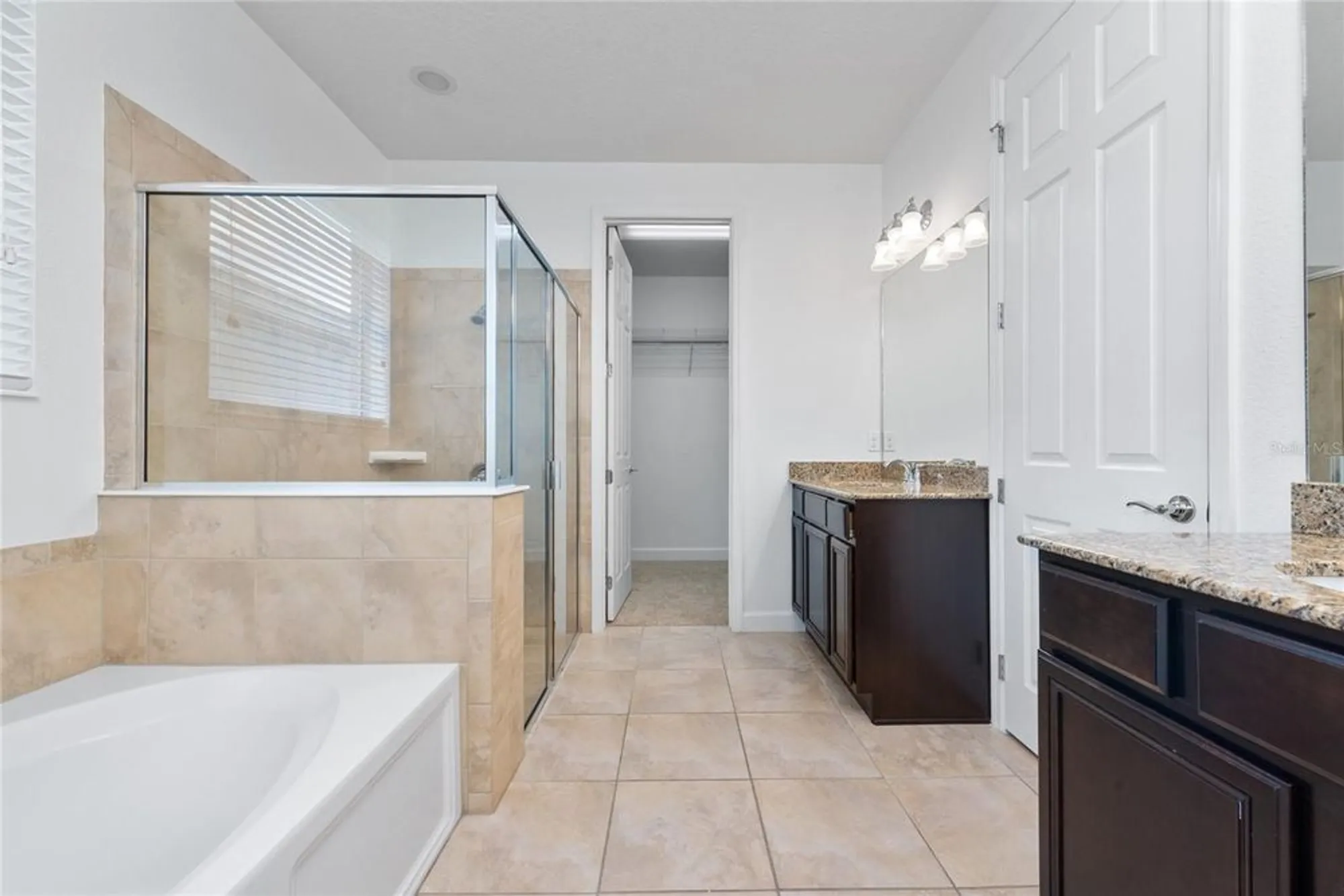 Property Slideshow image 18 of 30 | 11858 barletta dr, Orlando, FL, 32827