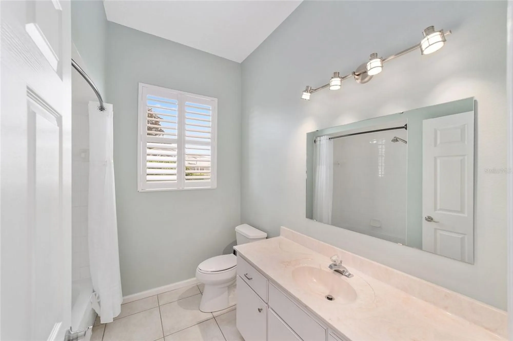 Property Slideshow image 31 of 59 | 5565 nw 26th ln, Ocala, FL, 34482