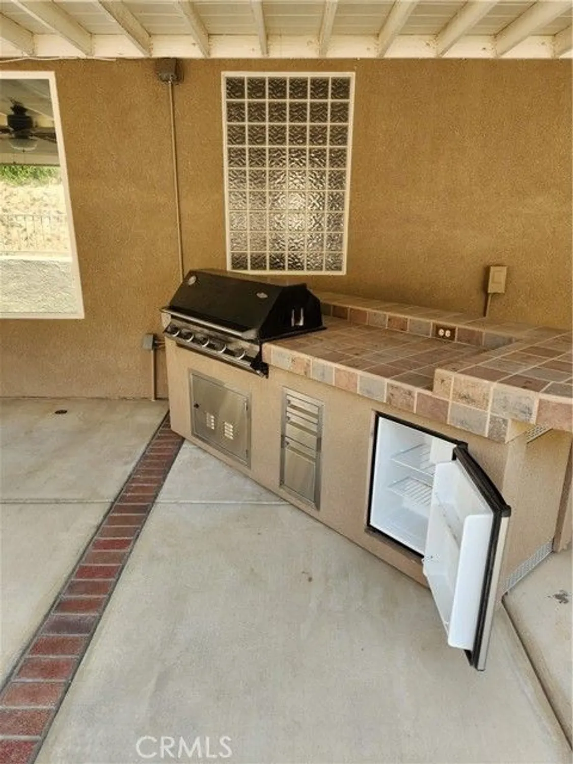 Property Slideshow image 42 of 74 | 2036 melbourne cir, Banning, CA, 92220