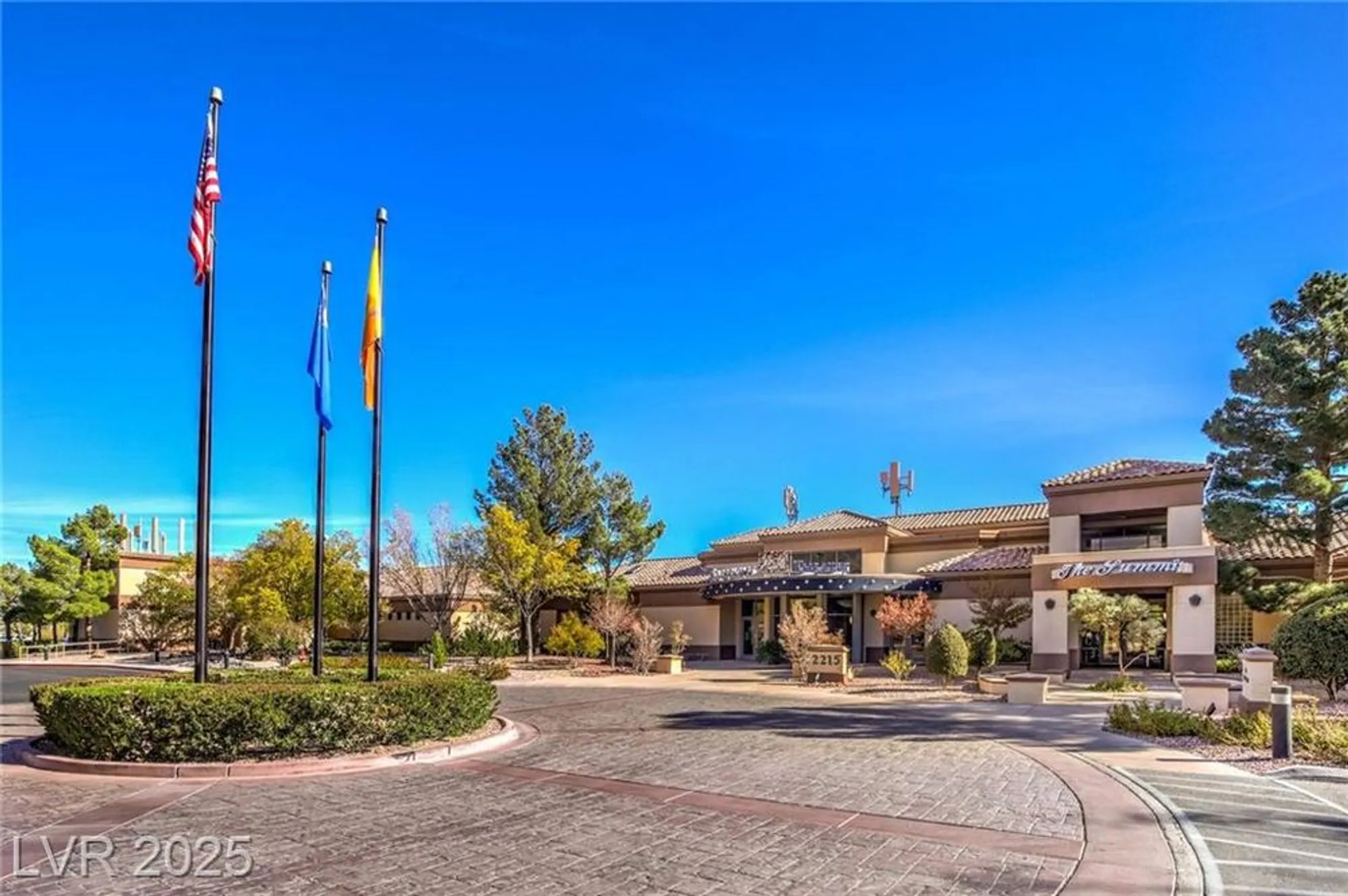 Property Slideshow image 47 of 53 | 3000 linkview dr, Las Vegas, NV, 89134