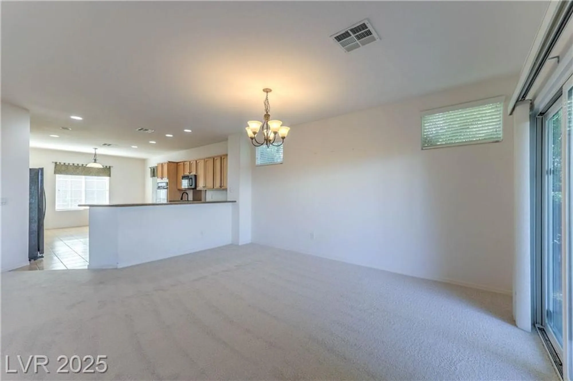 Property Slideshow image 12 of 52 | 2175 waterton rivers dr, Henderson, NV, 89044