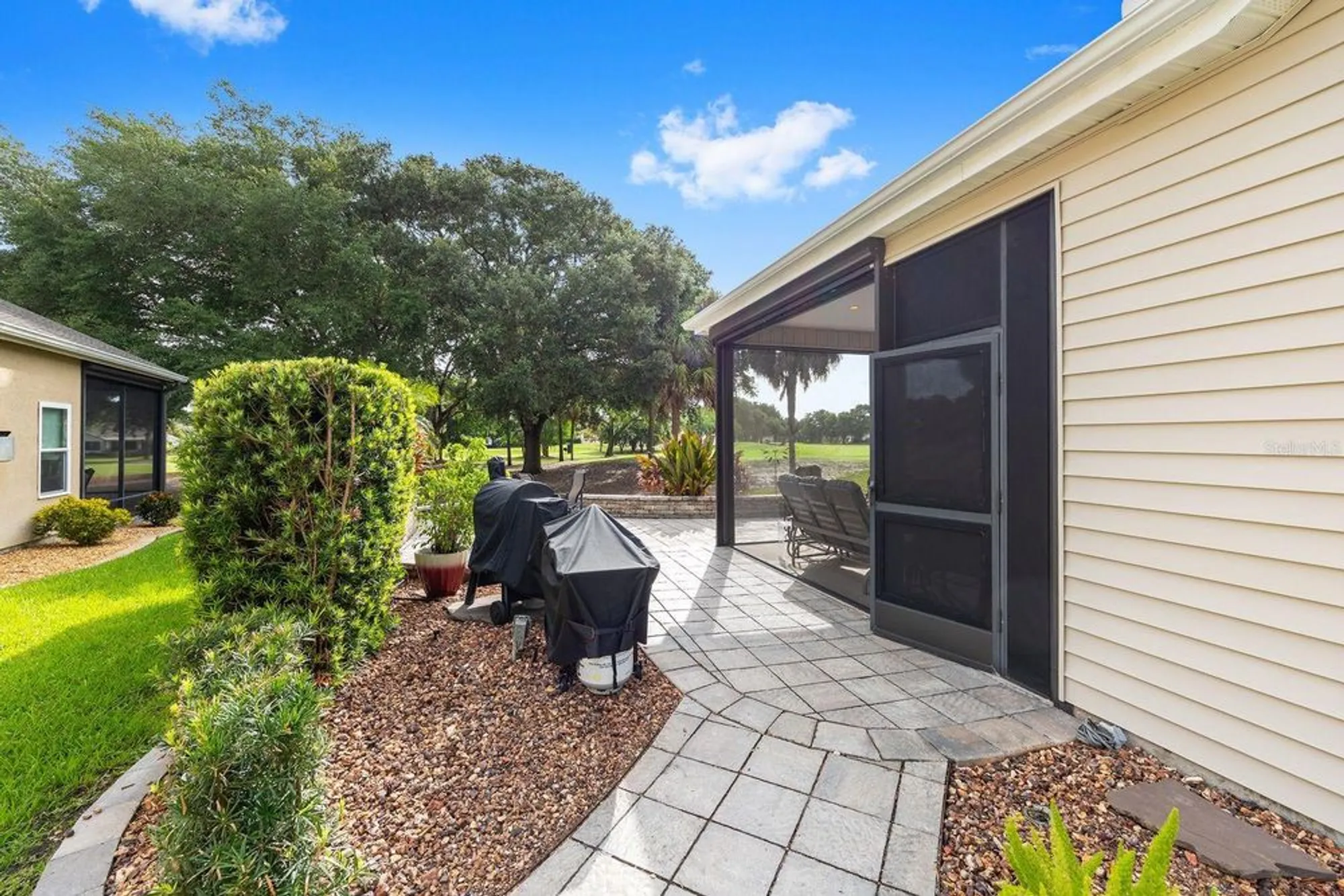 Property Slideshow image 31 of 38 | 917 ramos dr, The Villages, FL, 32159