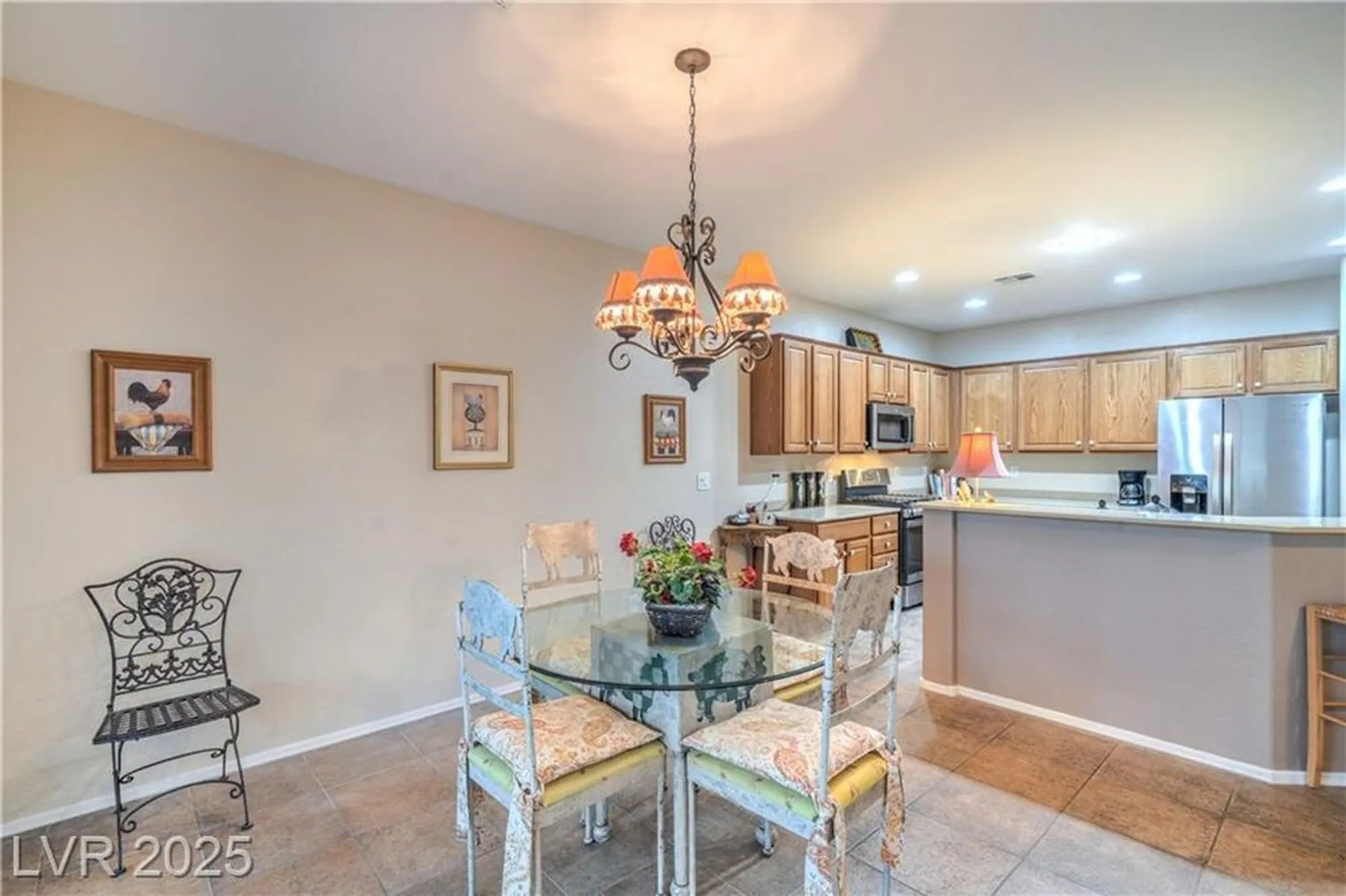 Property Slideshow image 11 of 62 | 2467 moonlight valley ave, Henderson, NV, 89044