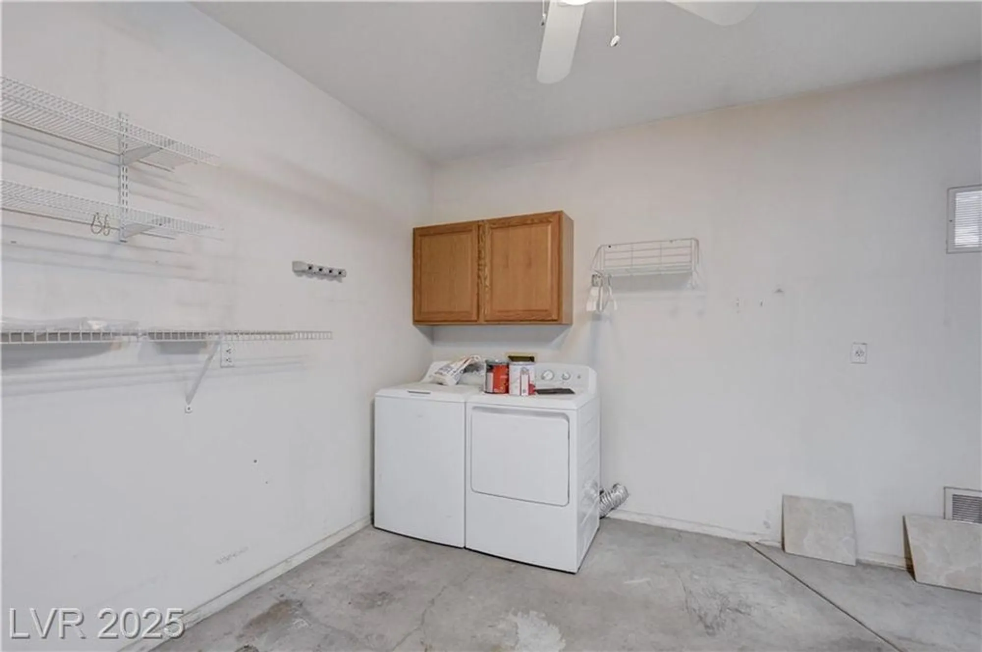 Property Slideshow image 51 of 77 | 2801 byron dr, Las Vegas, NV, 89134