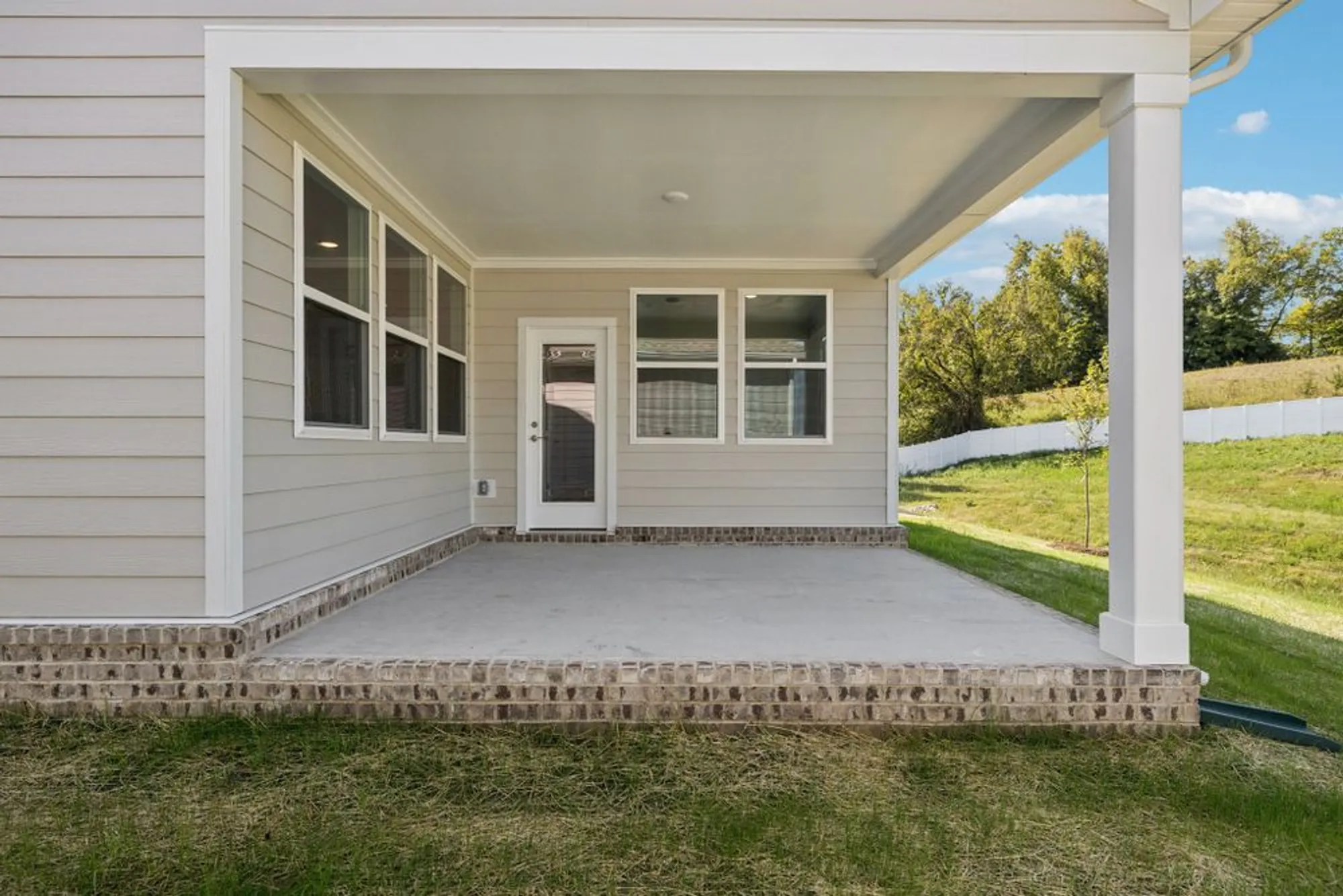 Property Slideshow image 48 of 50 | 316 stonehaus cir, Antioch, TN, 37013