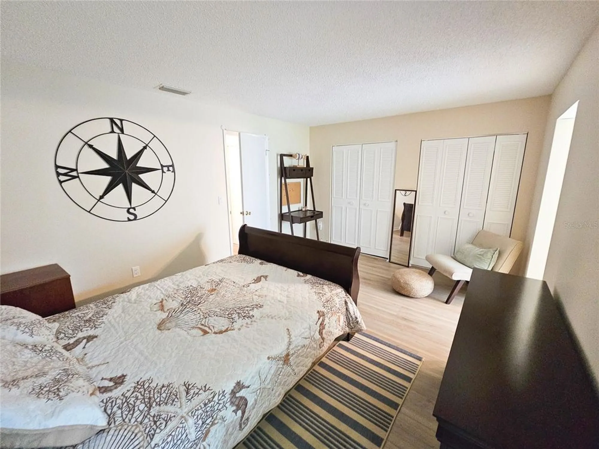 Property Slideshow image 13 of 32 | 2960 59th st 105, Gulfport, FL, 33707