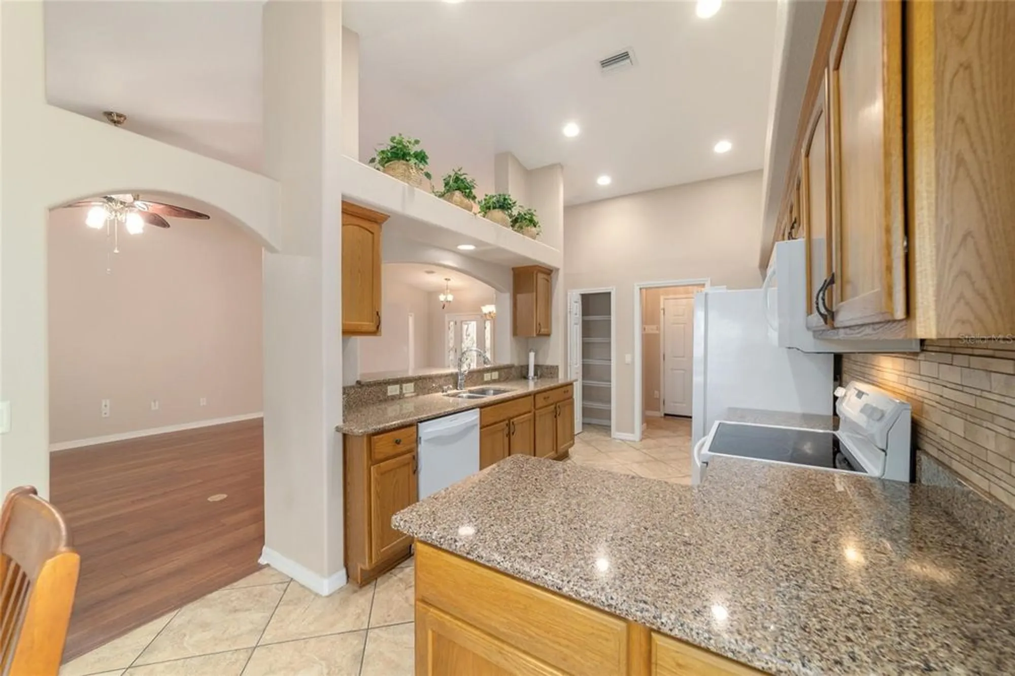 Property Slideshow image 15 of 54 | 16369 sw 14th avenue rd, Ocala, FL, 34473