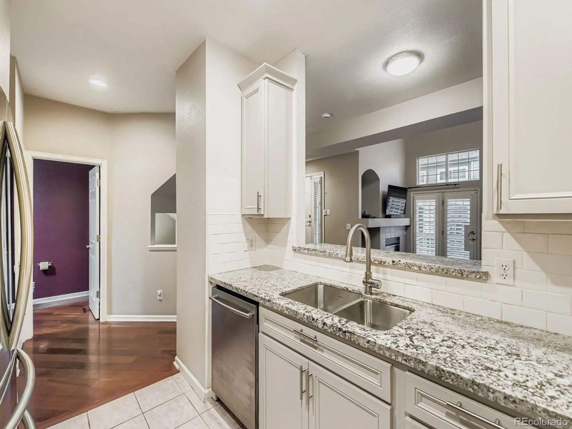 Property Slideshow image 11 of 37 | 2712 w greens pl, Littleton, CO, 80123
