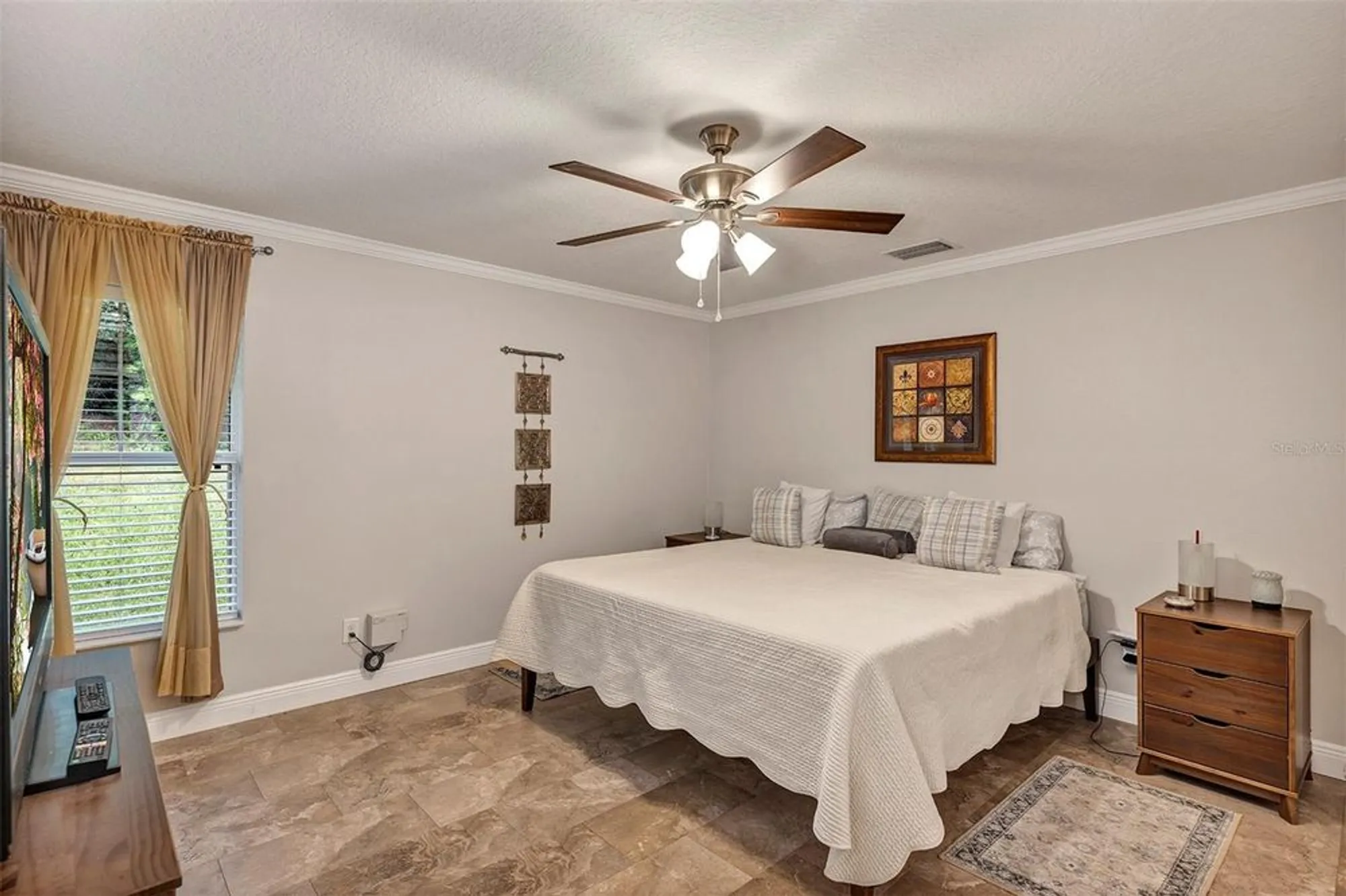 Property Slideshow image 12 of 47 | 26925 white plains way, Leesburg, FL, 34748