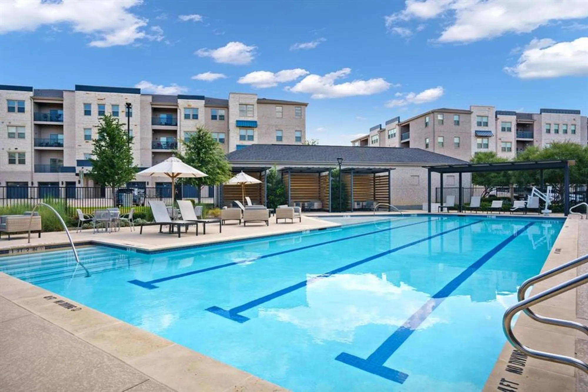 Property Slideshow image 28 of 35 | 651 n watters rd apt 1101, Allen, TX, 75013