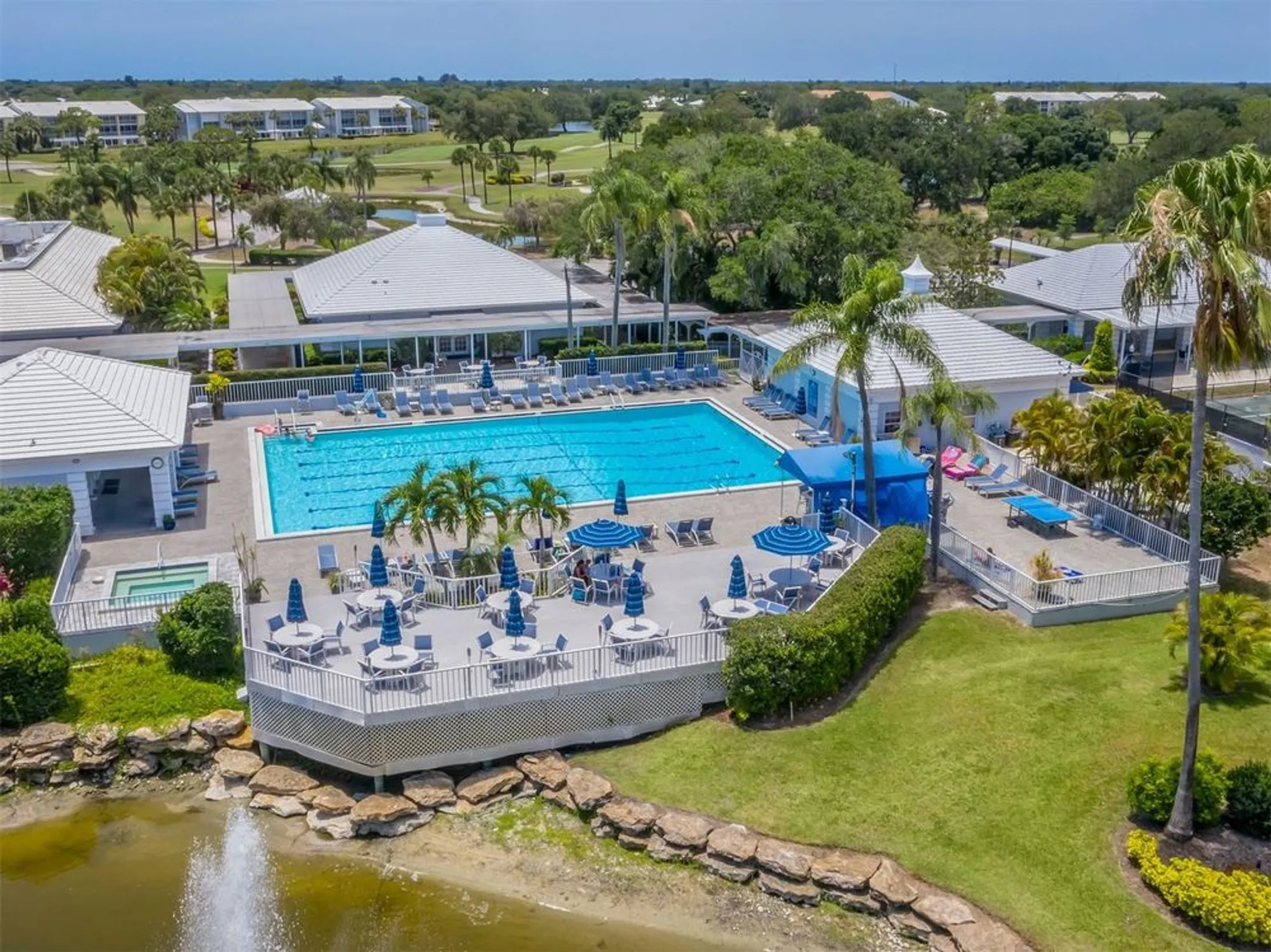 Property Slideshow image 48 of 65 | 424 cardiff rd 27, Venice, FL, 34293