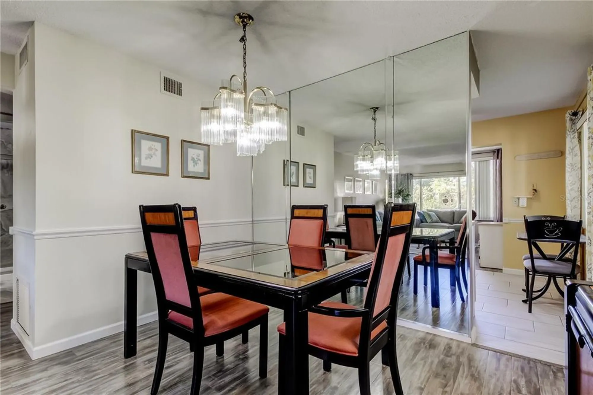 Property Slideshow image 10 of 75 | 2457 ecuadorian way apt 57, Clearwater, FL, 33763