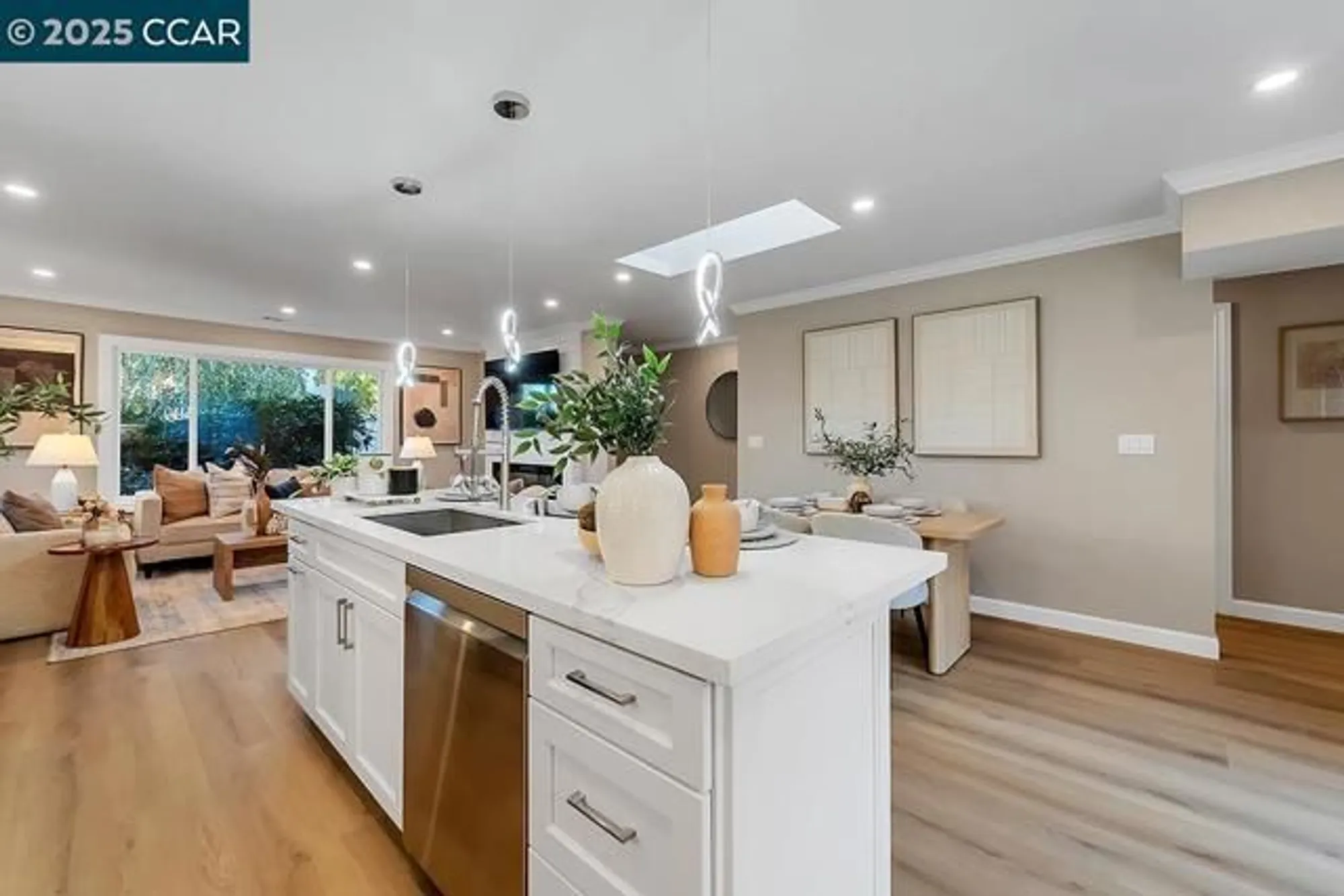 Property Slideshow image 5 of 25 | 1180 running springs rd 4, Walnut Creek, CA, 94595