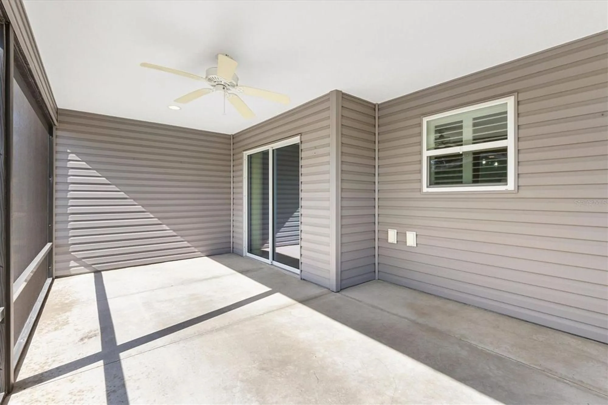 Property Slideshow image 27 of 37 | 706 jason dr, Lady Lake, FL, 32159