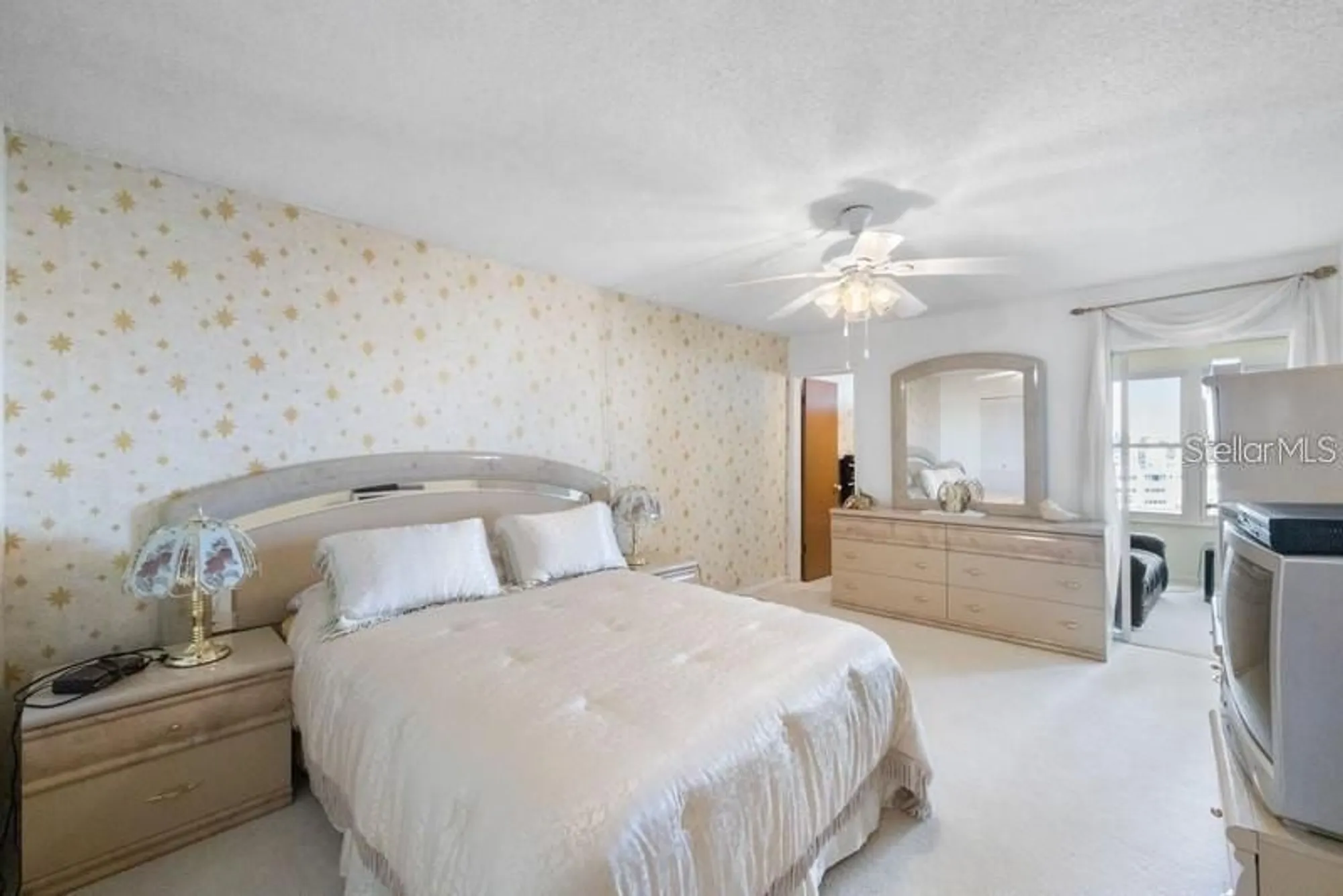 Property Slideshow image 14 of 30 | 5925 shore blvd 602, Gulfport, FL, 33707