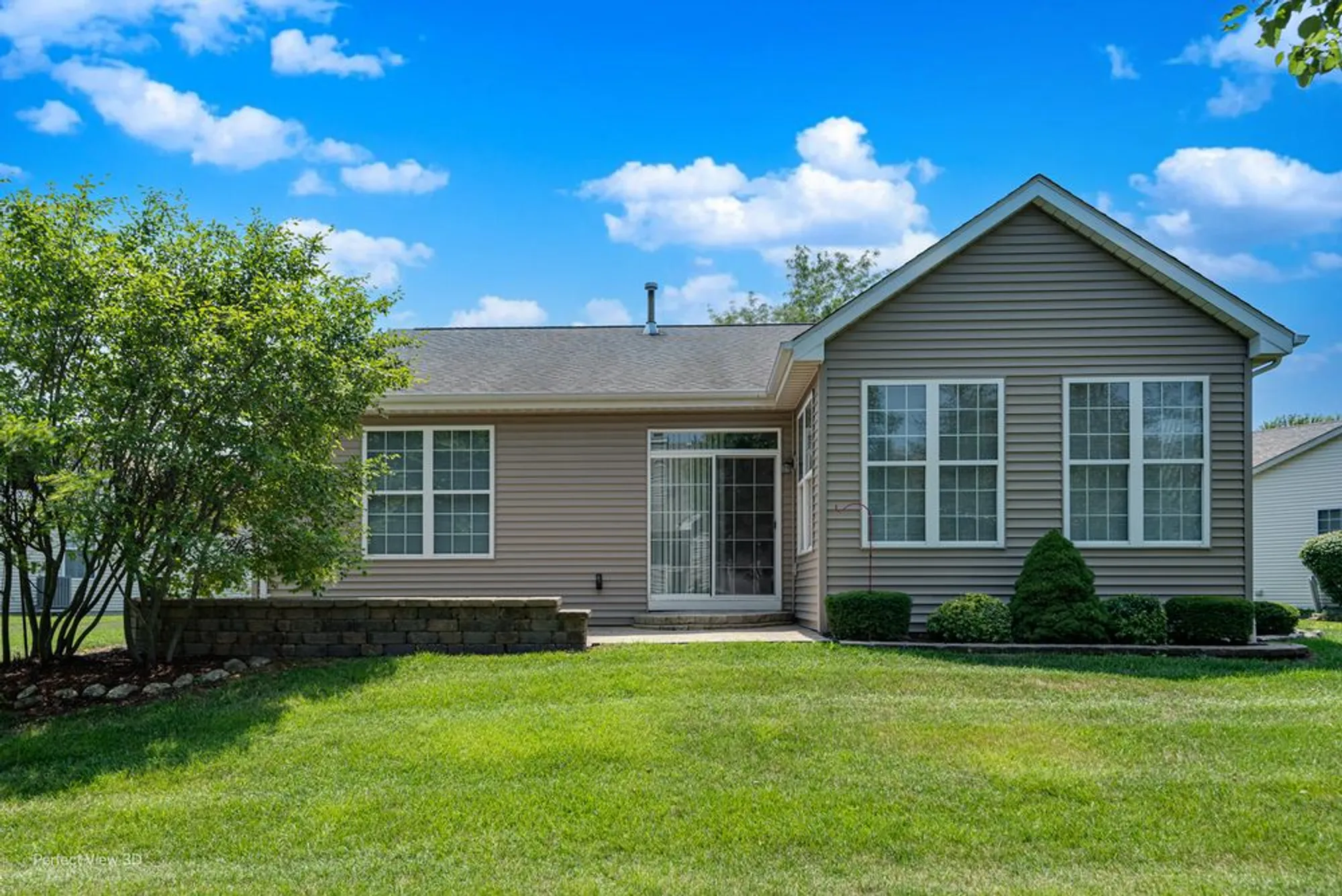 Property Slideshow image 28 of 29 | 16400 grandwood lake dr, Crest Hill, IL, 60403