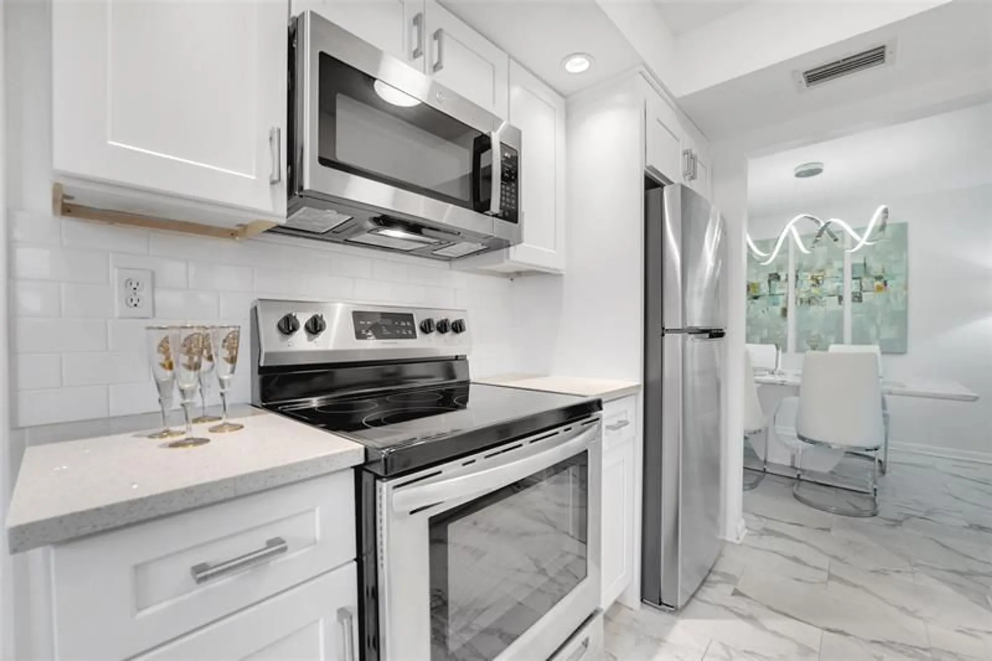 Property Slideshow image 25 of 58 | 260 s golf blvd, Pompano Beach, FL, 33064