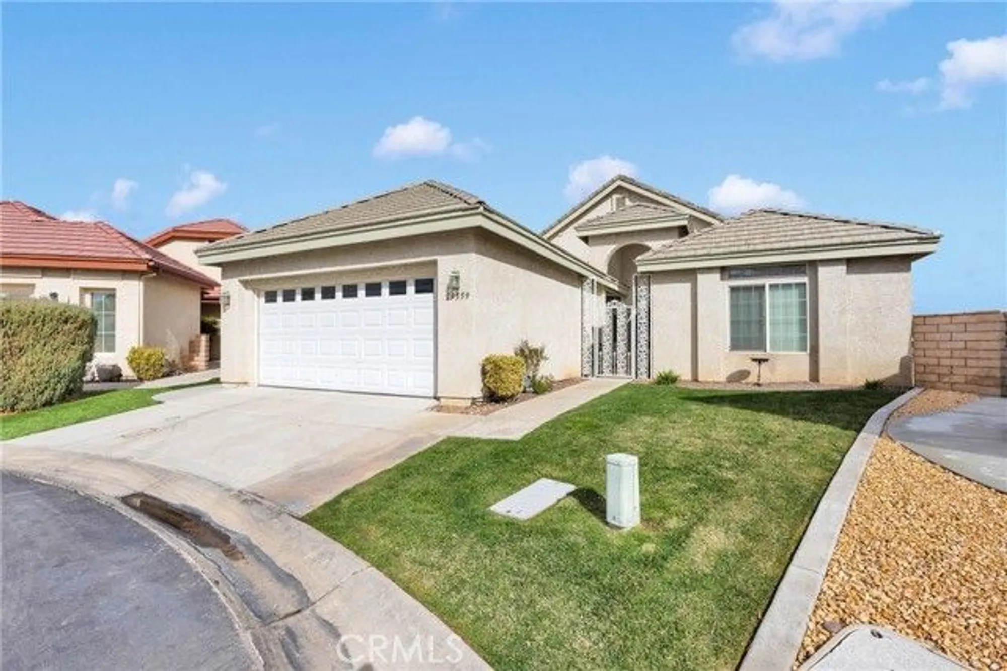 Property Slideshow image 3 of 54 | 19559 northstar ct, Apple Valley, CA, 92308