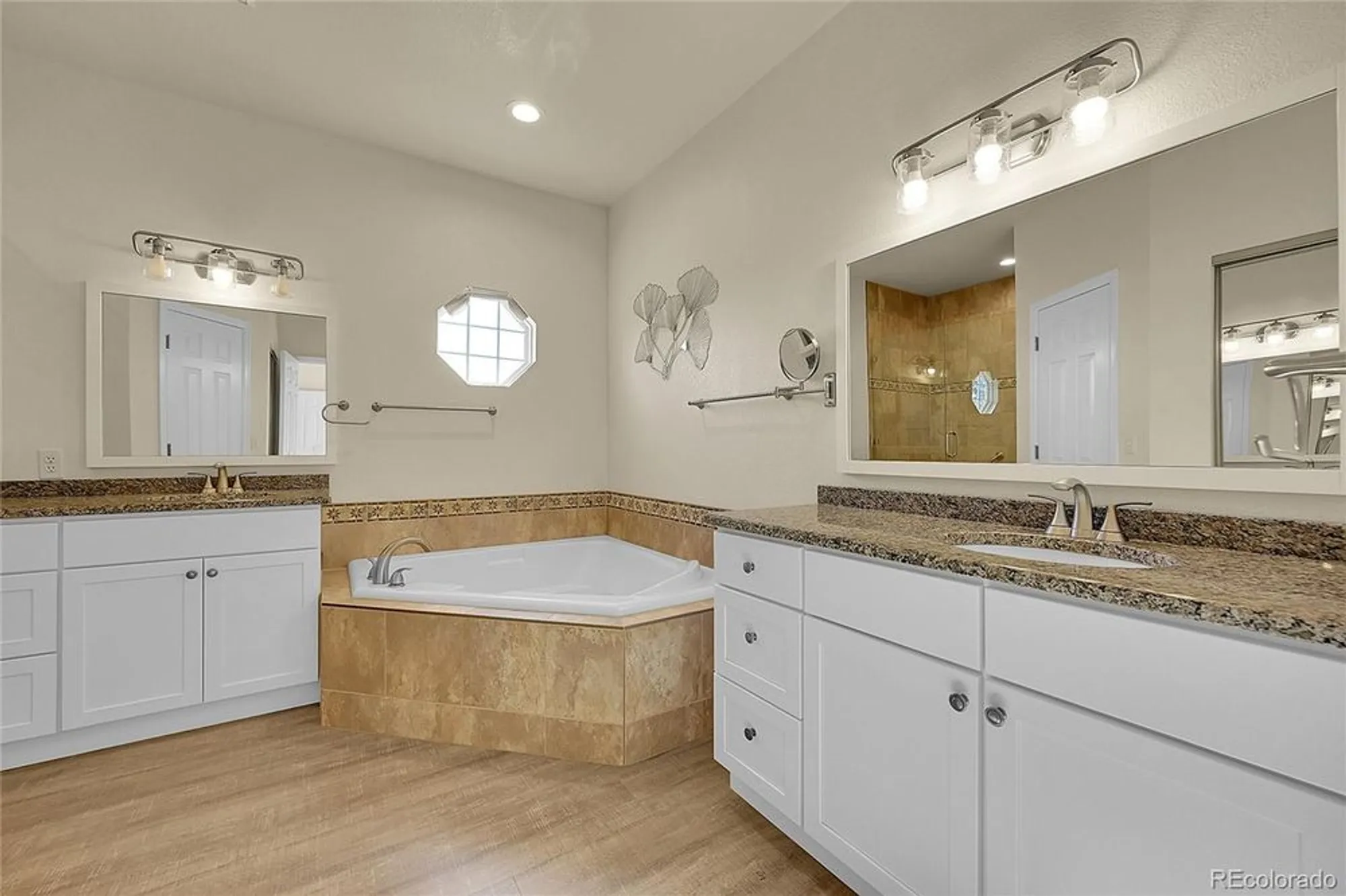 Property Slideshow image 17 of 36 | 2730 w riverwalk cir c, Littleton, CO, 80123