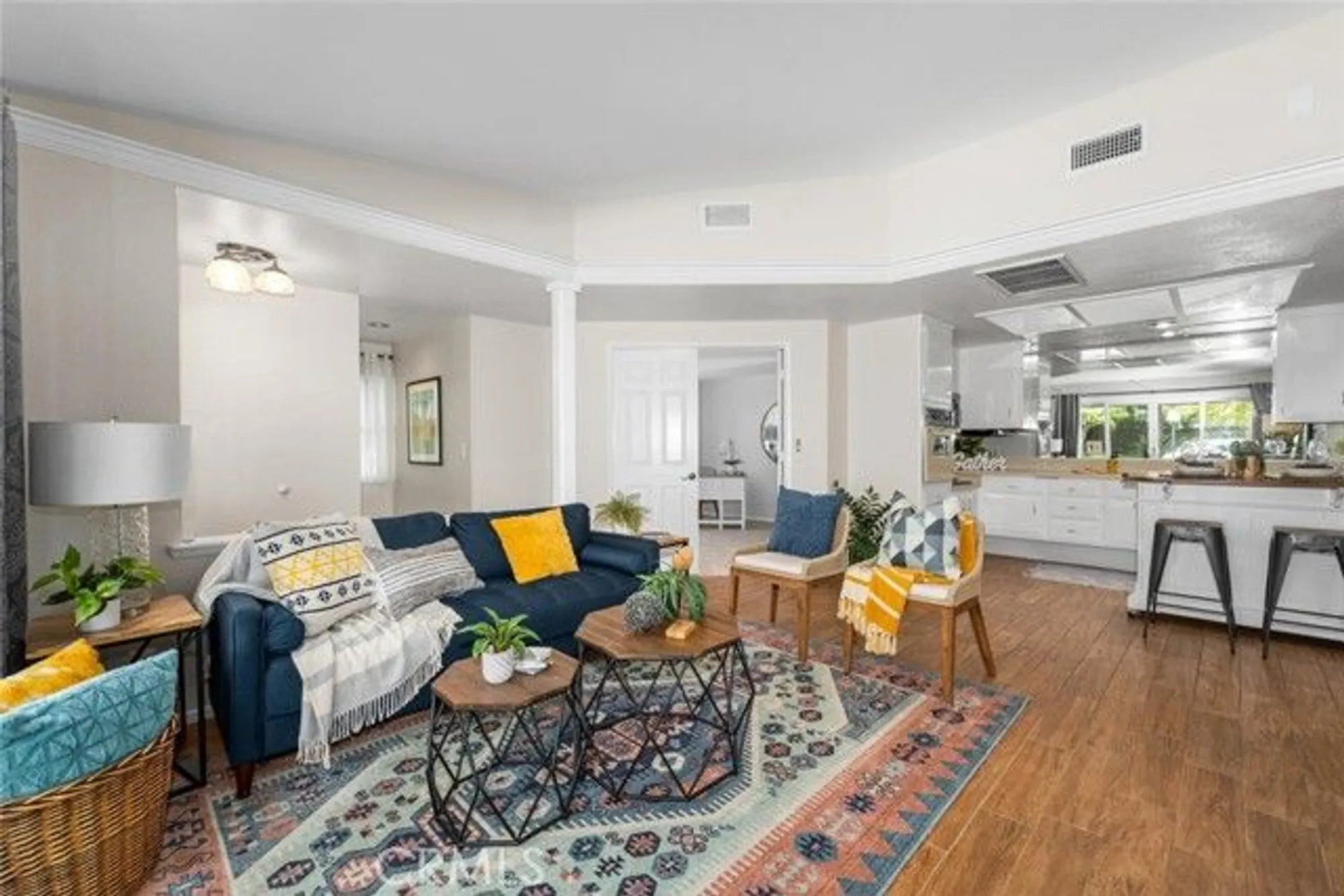 Property Slideshow image 11 of 31 | 13061 del monte dr apt 277l, Seal Beach, CA, 90740