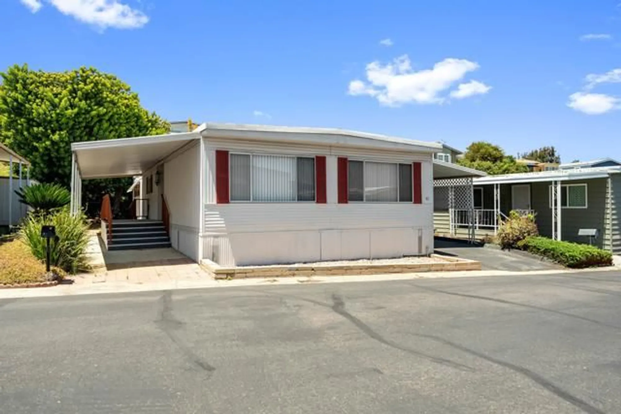 Property Slideshow image 1 of 29 | 444 n el camino real spc 42, Encinitas, CA, 92024