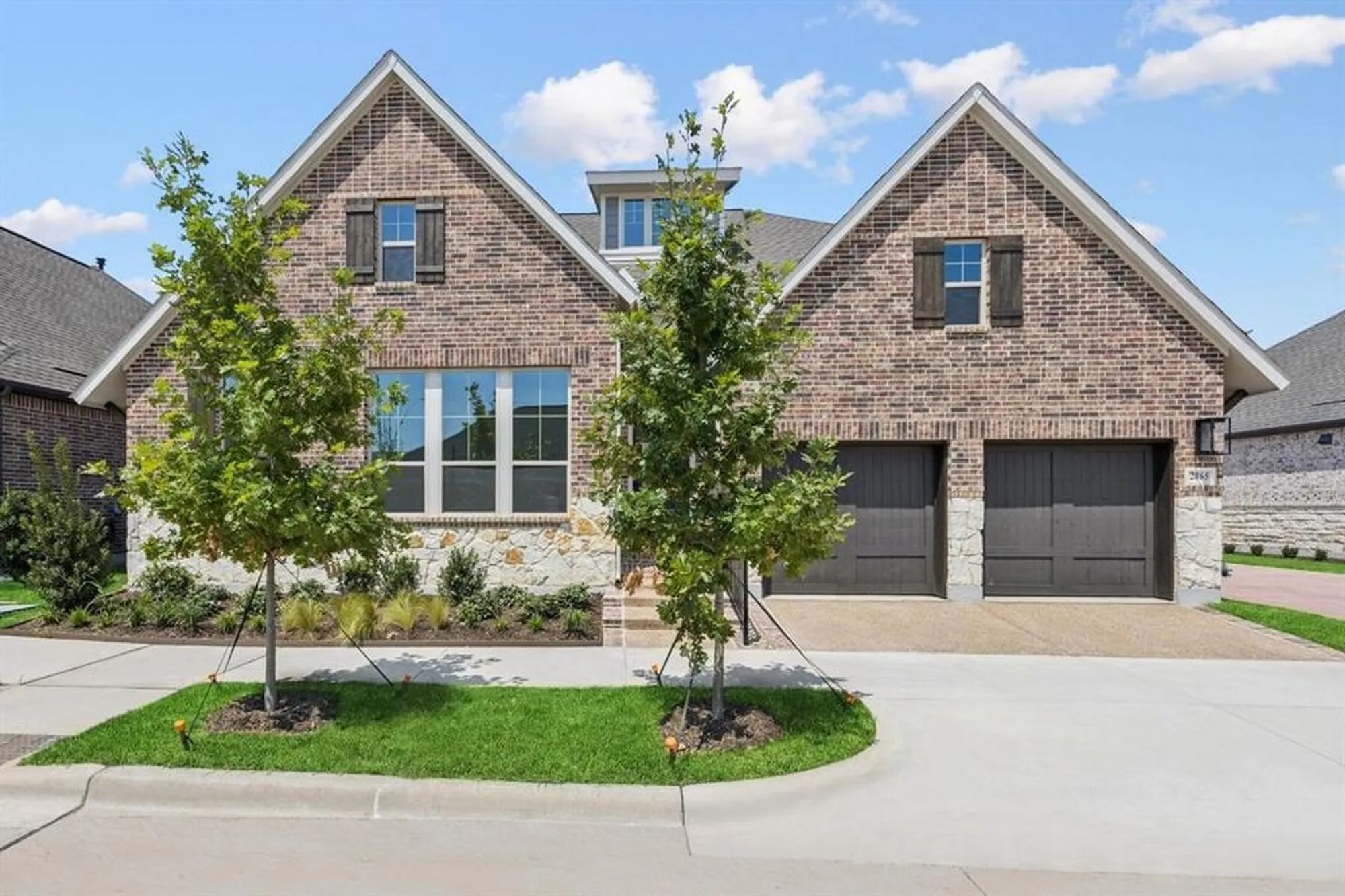Property Slideshow image 1 of 30 | 2065 spotted fawn dr, Arlington, TX, 76005
