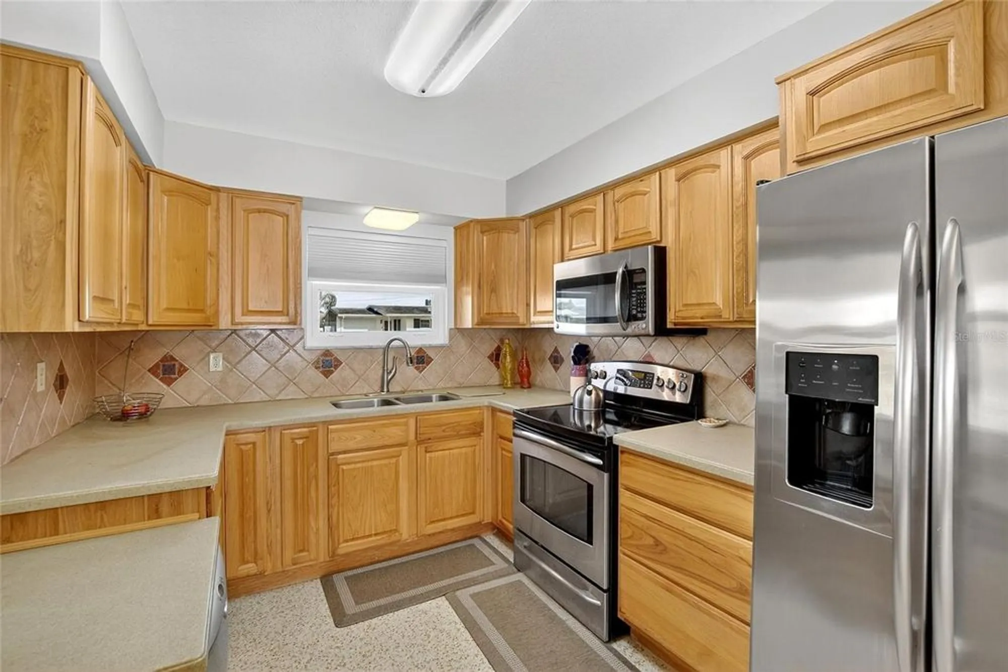 Property Slideshow image 7 of 49 | 1210 beach blvd, Sun City Center, FL, 33573