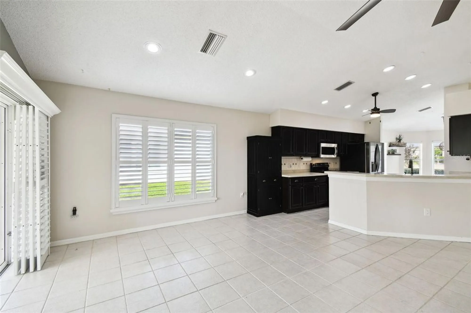 Property Slideshow image 18 of 57 | 11732 wheatfield loop, Hudson, FL, 34667
