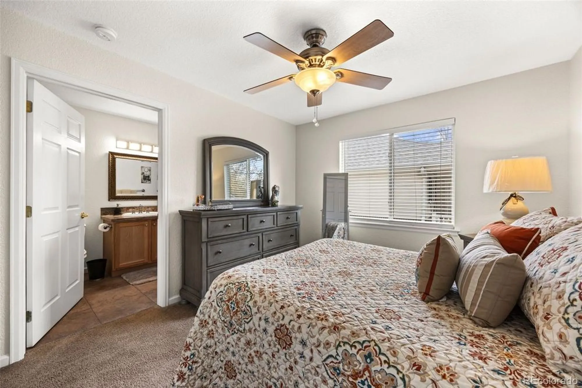 Property Slideshow image 26 of 30 | 2218 s iola st, Aurora, CO, 80014