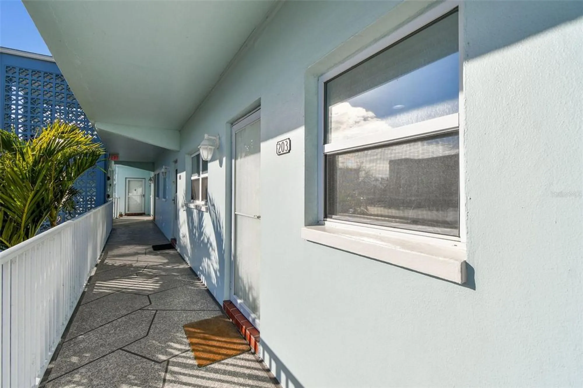 Property Slideshow image 5 of 71 | 5 gateshead dr 203, Dunedin, FL, 34698