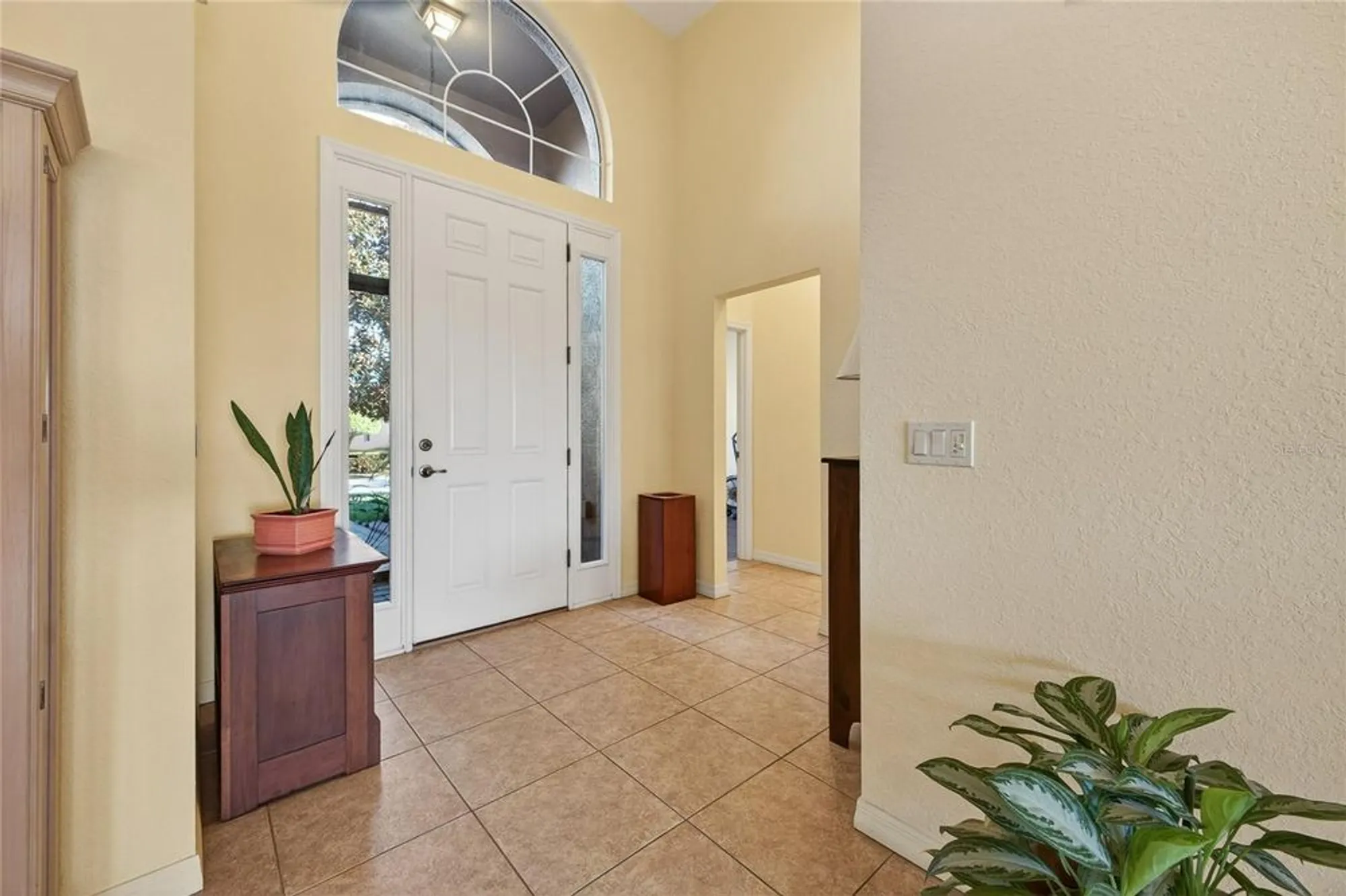 Property Slideshow image 9 of 48 | 5461 hogan ln, Winter Haven, FL, 33884