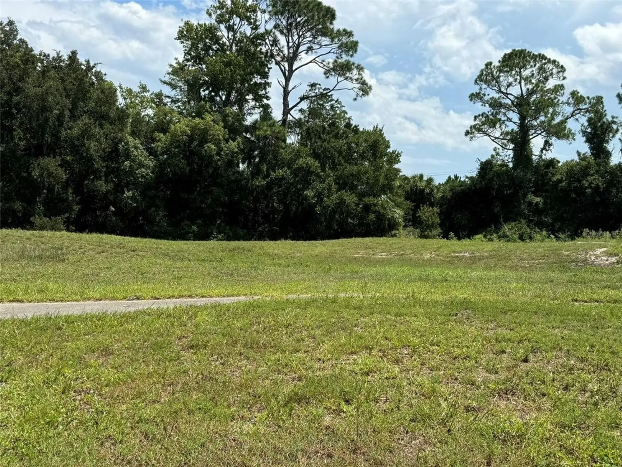 Property Slideshow image 16 of 17 | 240 bob white ct # 240, Daytona Beach, FL, 32119