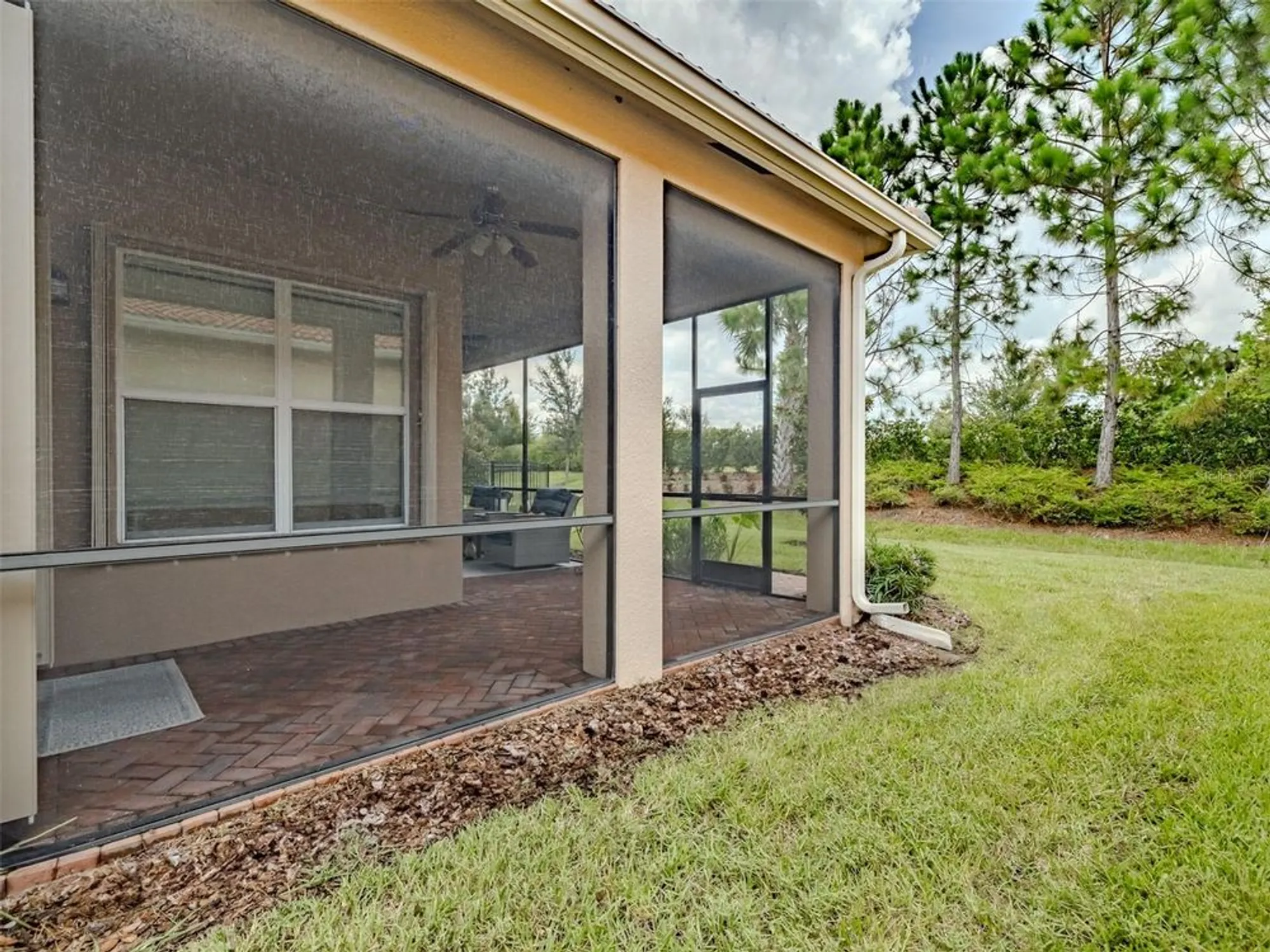 Property Slideshow image 33 of 92 | 4820 grand banks dr, Wimauma, FL, 33598