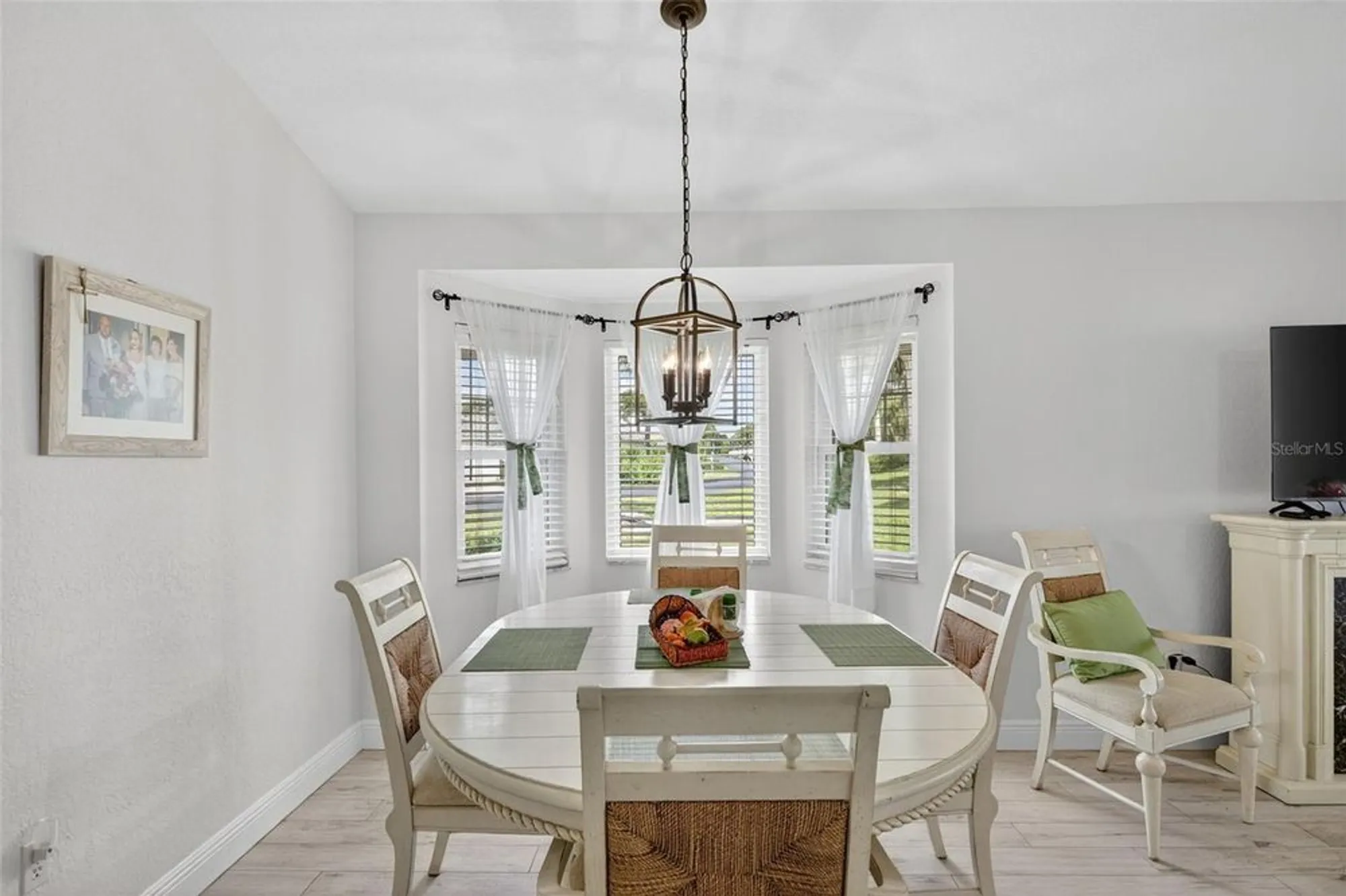 Property Slideshow image 13 of 75 | 2070 king tarpon dr, Punta Gorda, FL, 33955