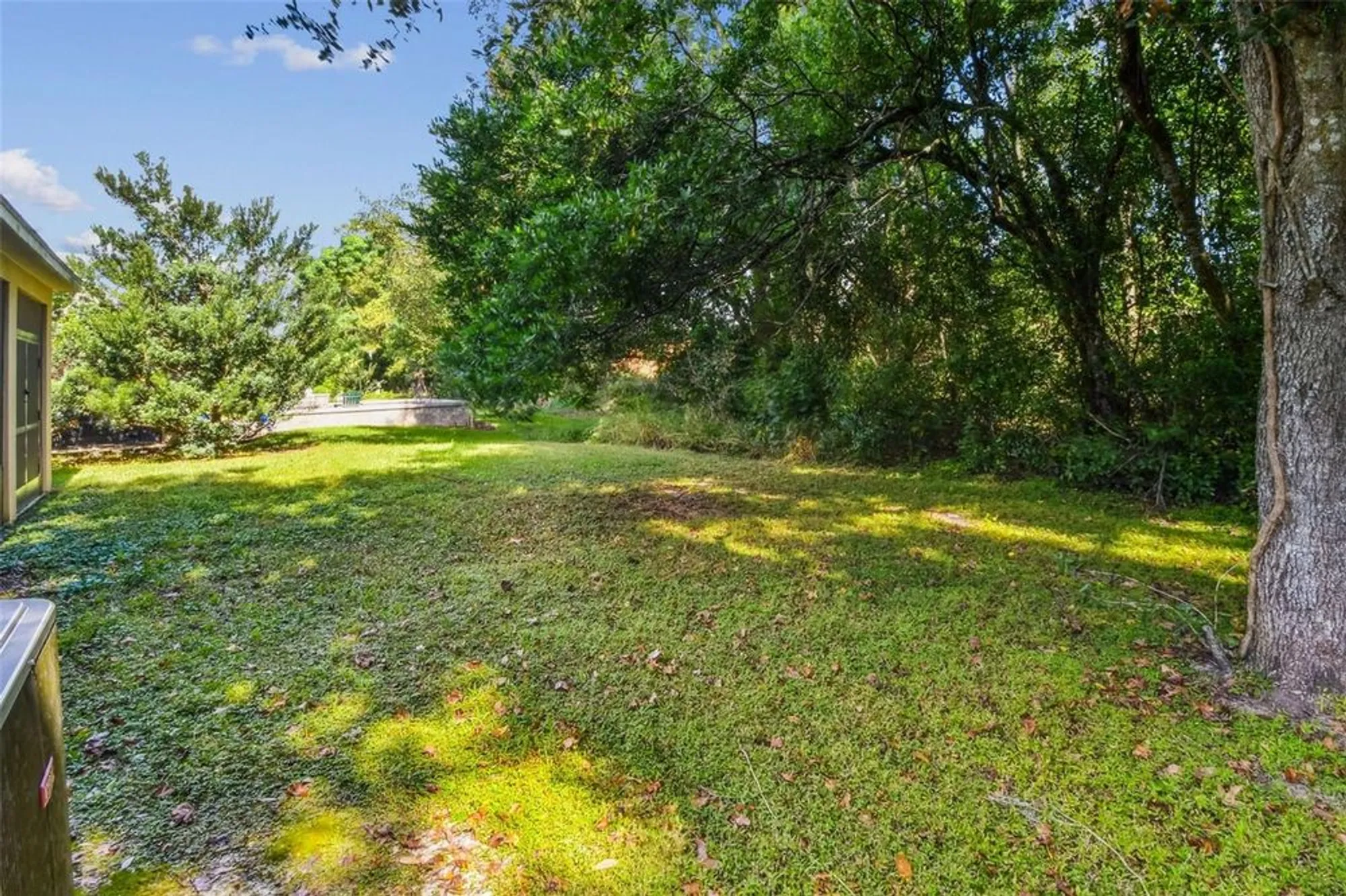 Property Slideshow image 24 of 69 | 12322 eastpointe dr, Dade City, FL, 33525