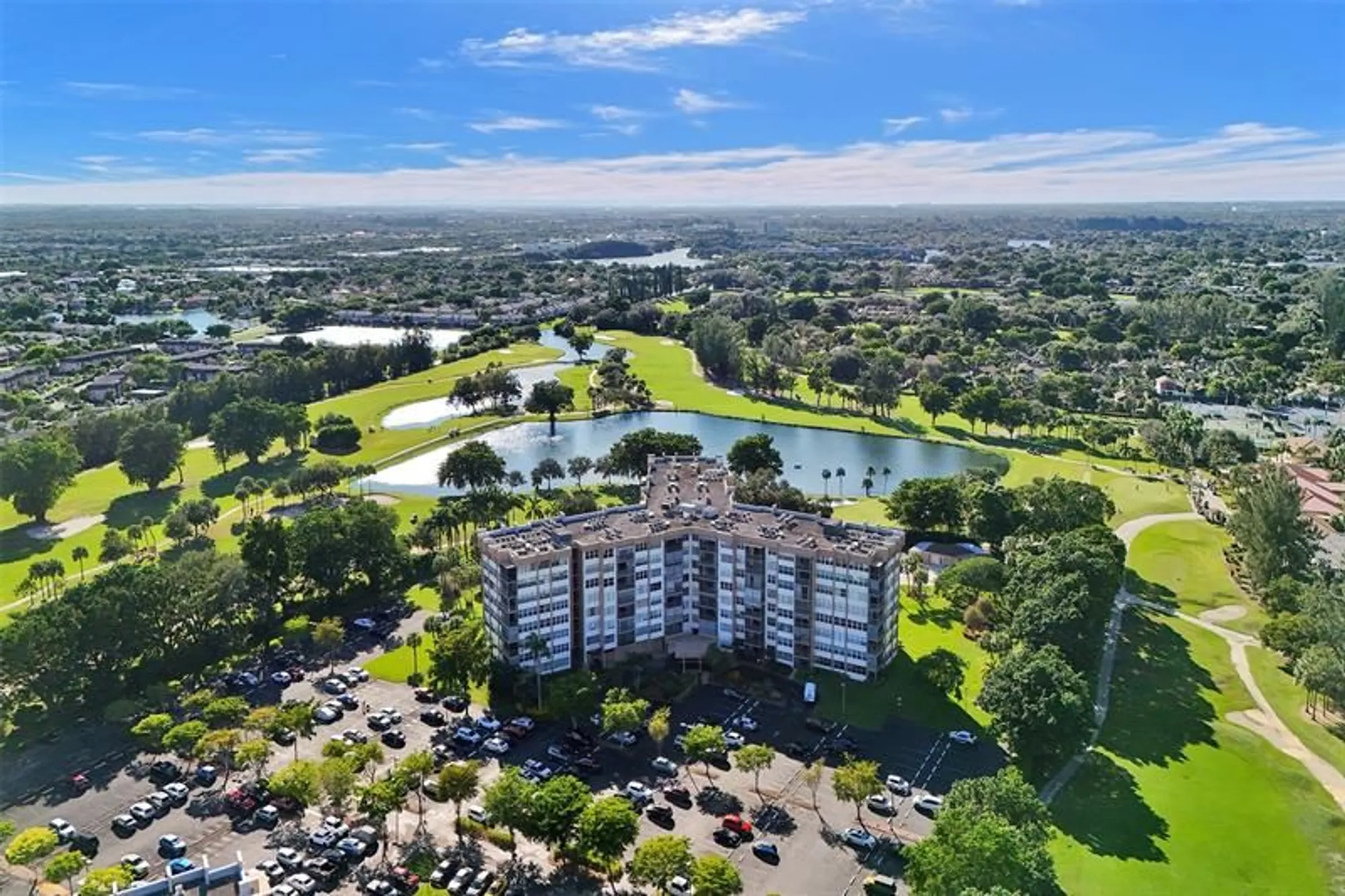 Property Slideshow image 28 of 34 | 1000 saint charles pl 305, Pembroke Pines, FL, 33026