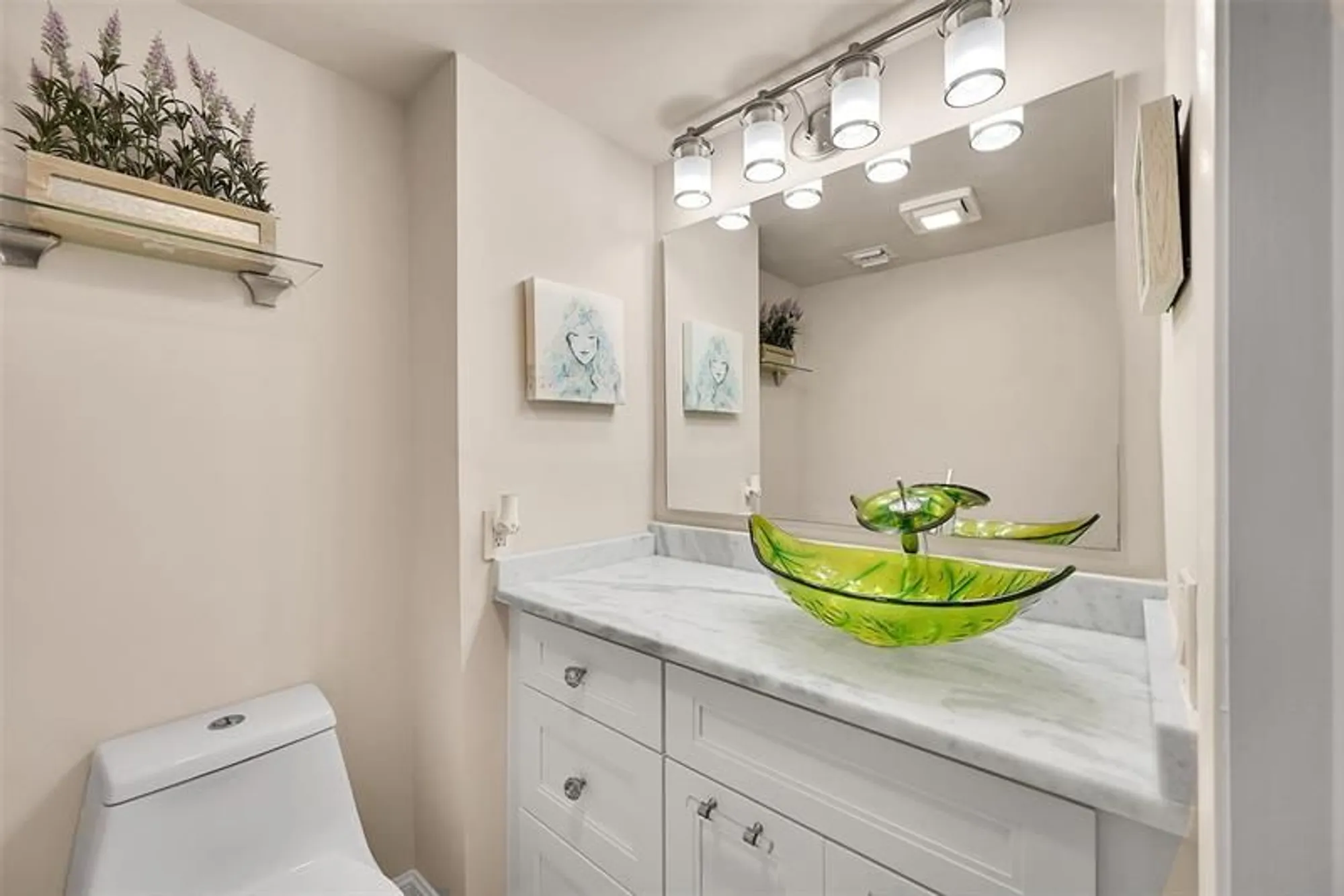 Property Slideshow image 32 of 61 | 21207 lago cir d, Boca Raton, FL, 33433