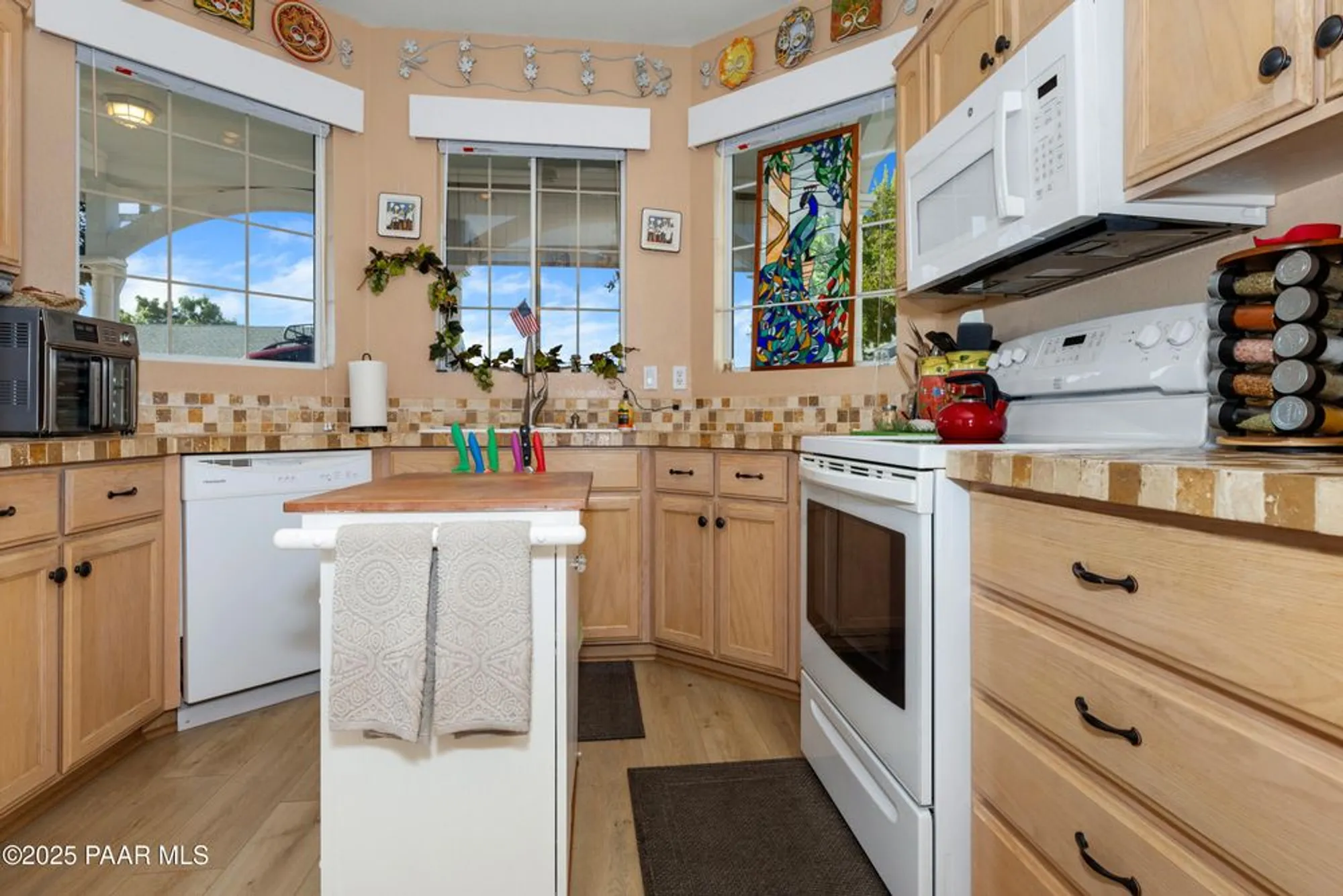 Property Slideshow image 6 of 39 | 1942 n regent, Prescott Valley, AZ, 86314