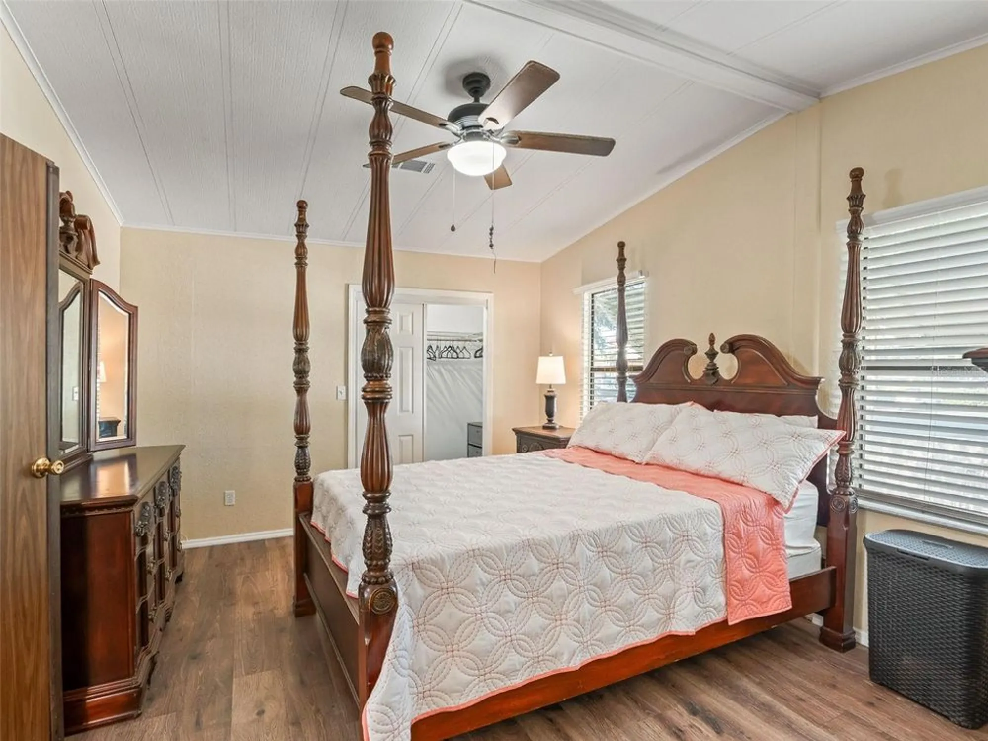Property Slideshow image 17 of 31 | 1619 w schwartz blvd, The Villages, FL, 32159