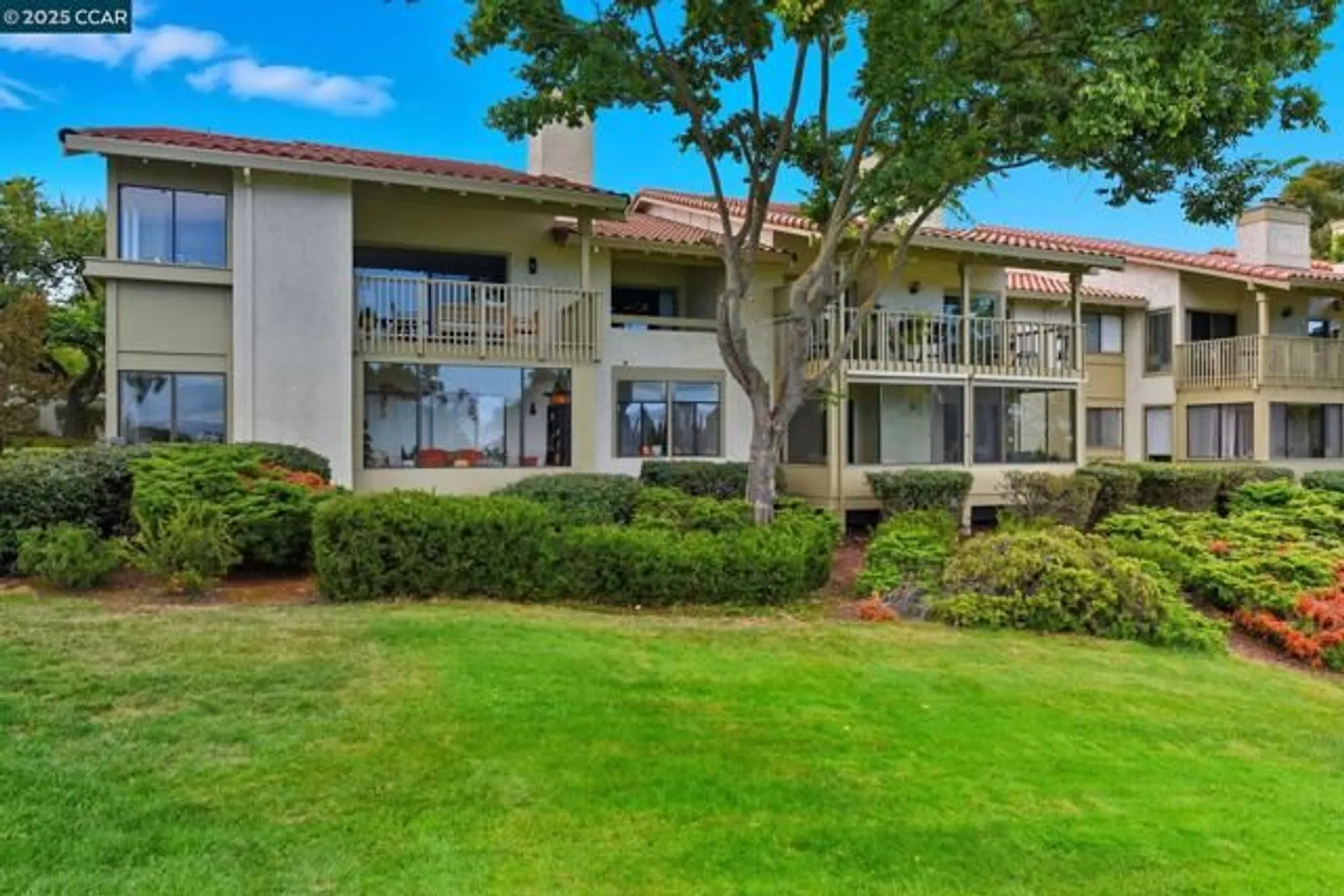 Property Slideshow image 35 of 47 | 8366 riesling way, San Jose, CA, 95135