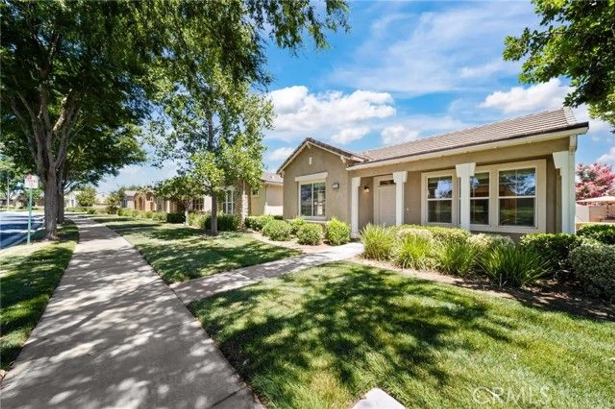 Property Slideshow image 3 of 29 | 1568 four seasons cir, Beaumont, CA, 92223