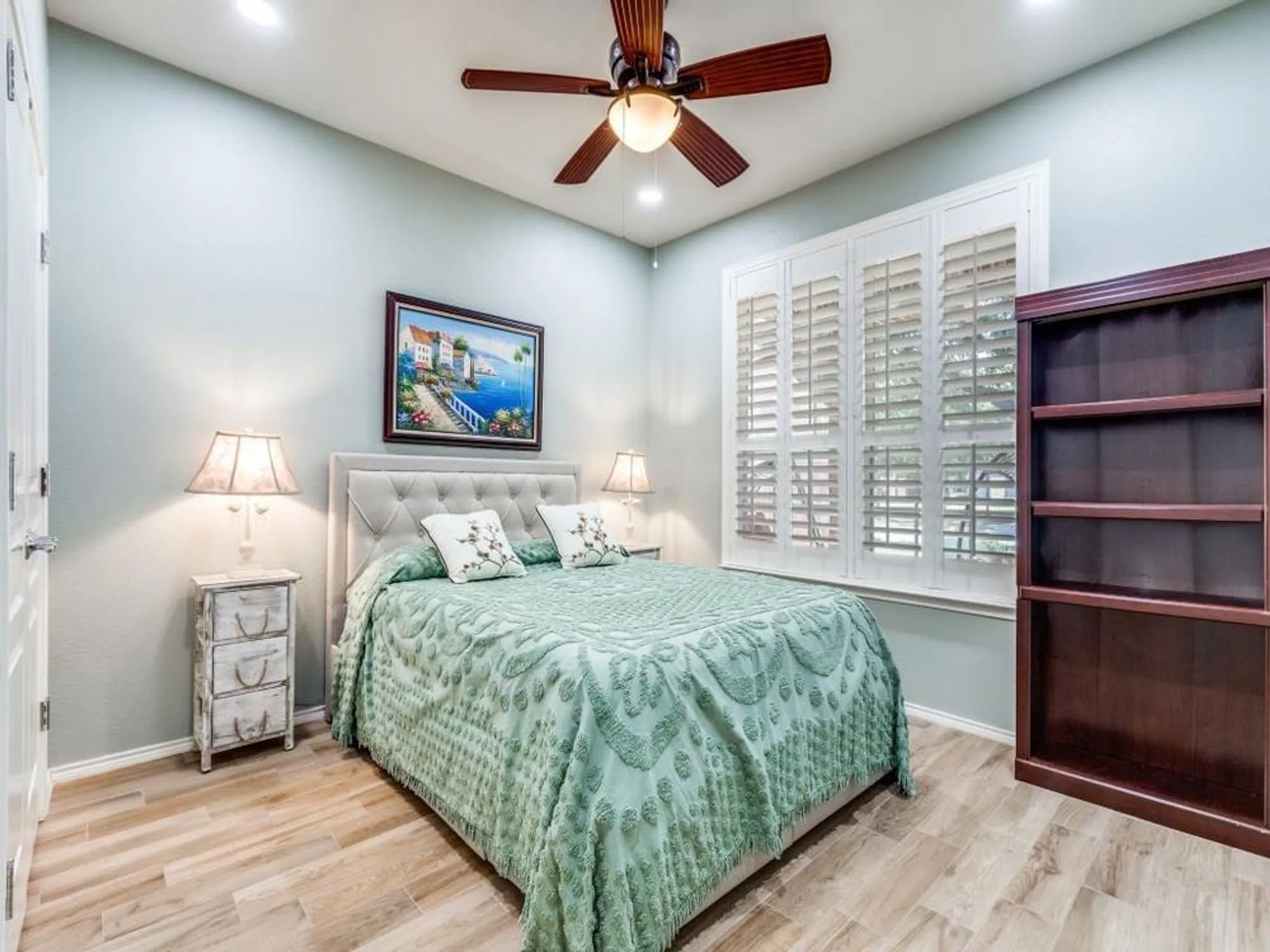 Property Slideshow image 21 of 37 | 7404 pasatiempo dr, Frisco, TX, 75036