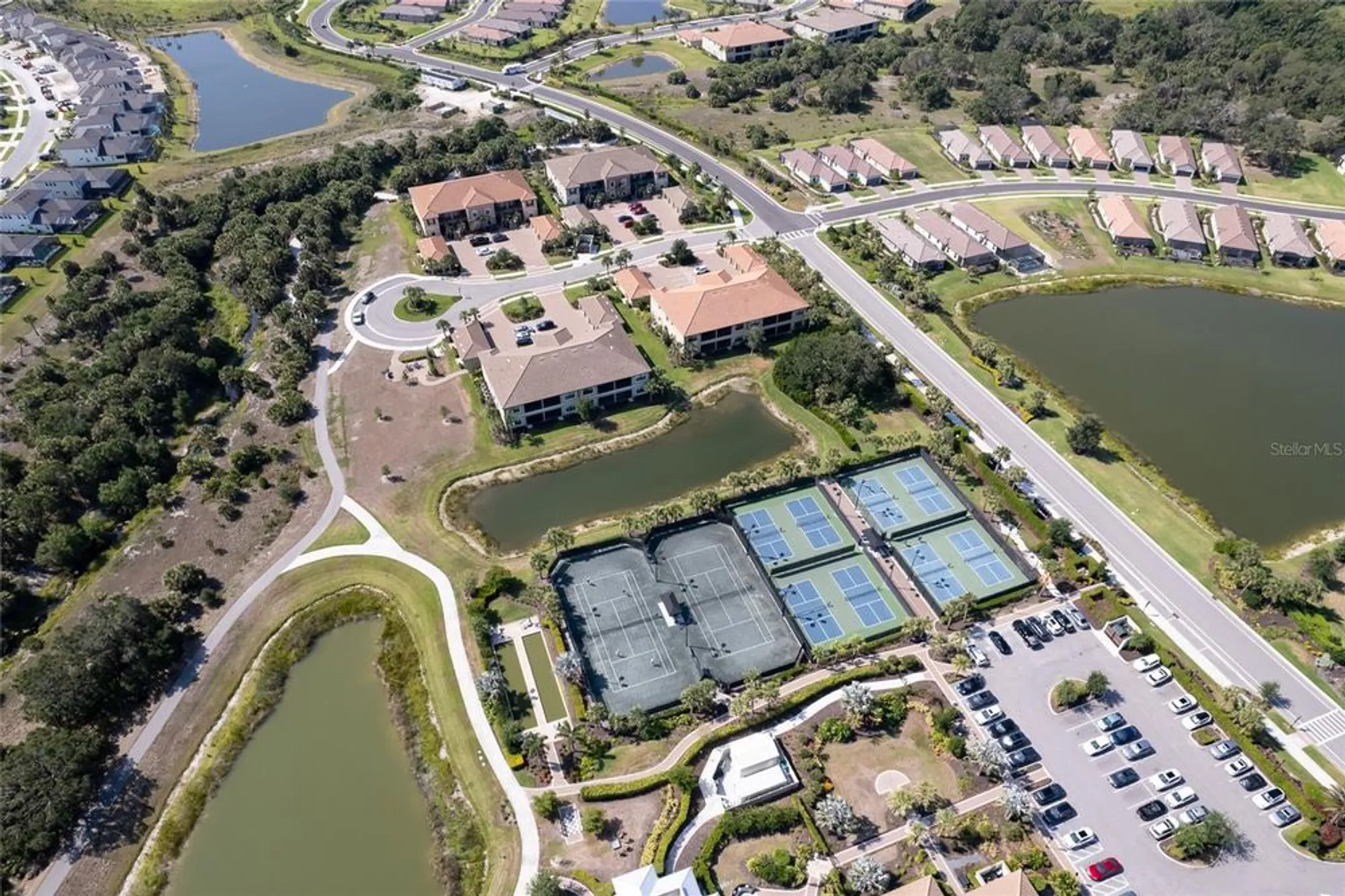 Property Slideshow image 44 of 49 | 5425 cicerone st 103, Sarasota, FL, 34238